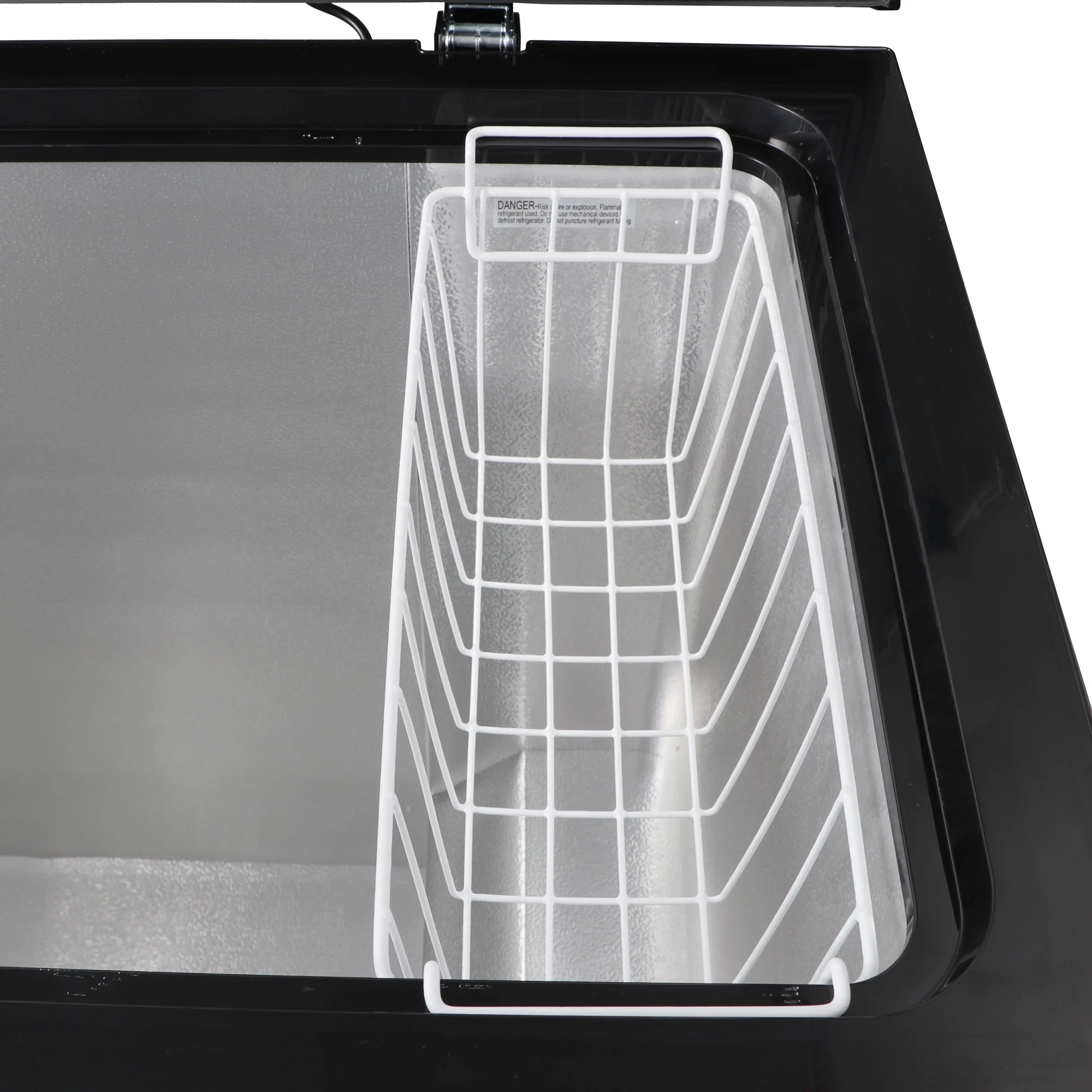7-cu ft Manual Defrost Chest Freezer (Camouflage) - Image 10