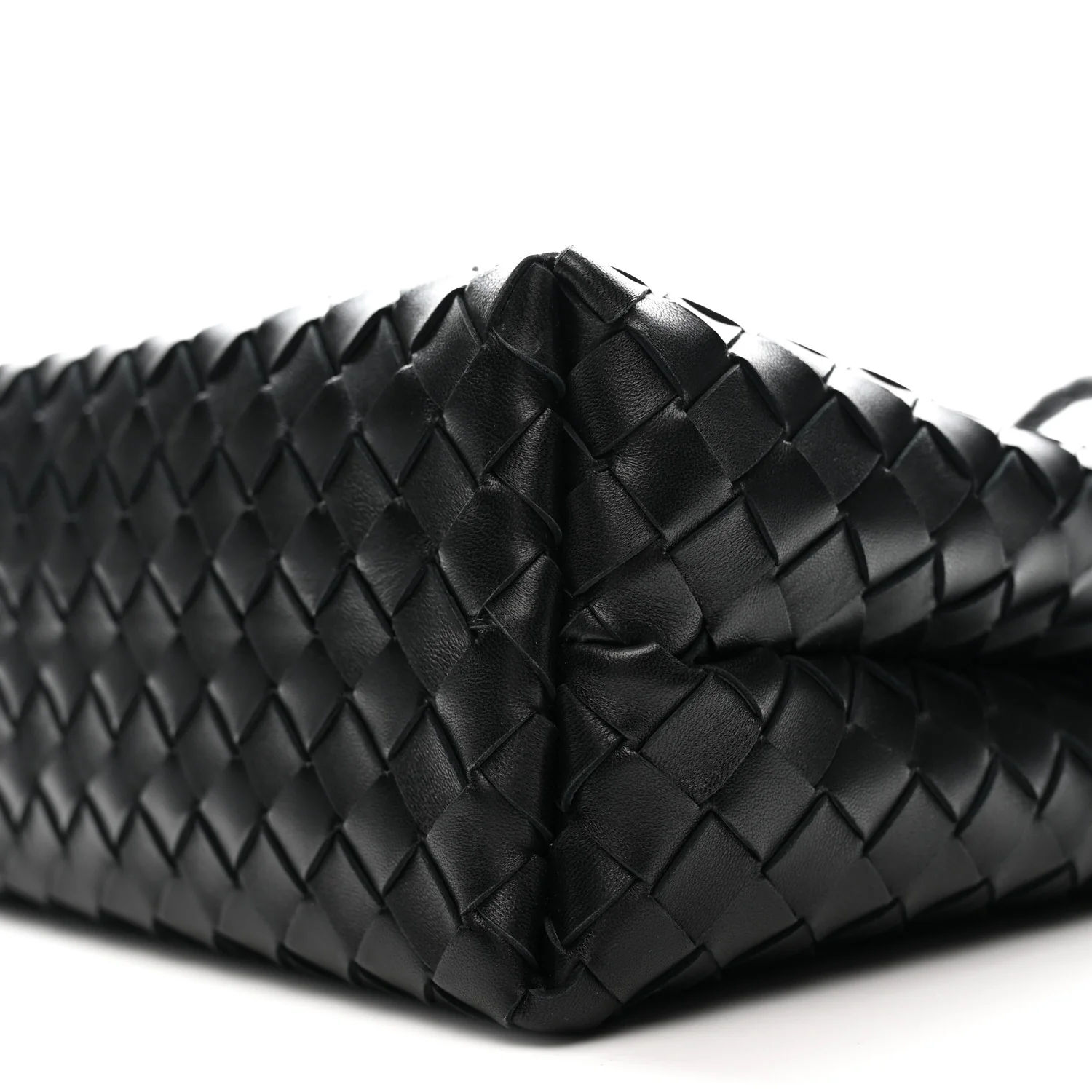 Nappa Intrecciato Medium Andiamo Shoulder Bag Black