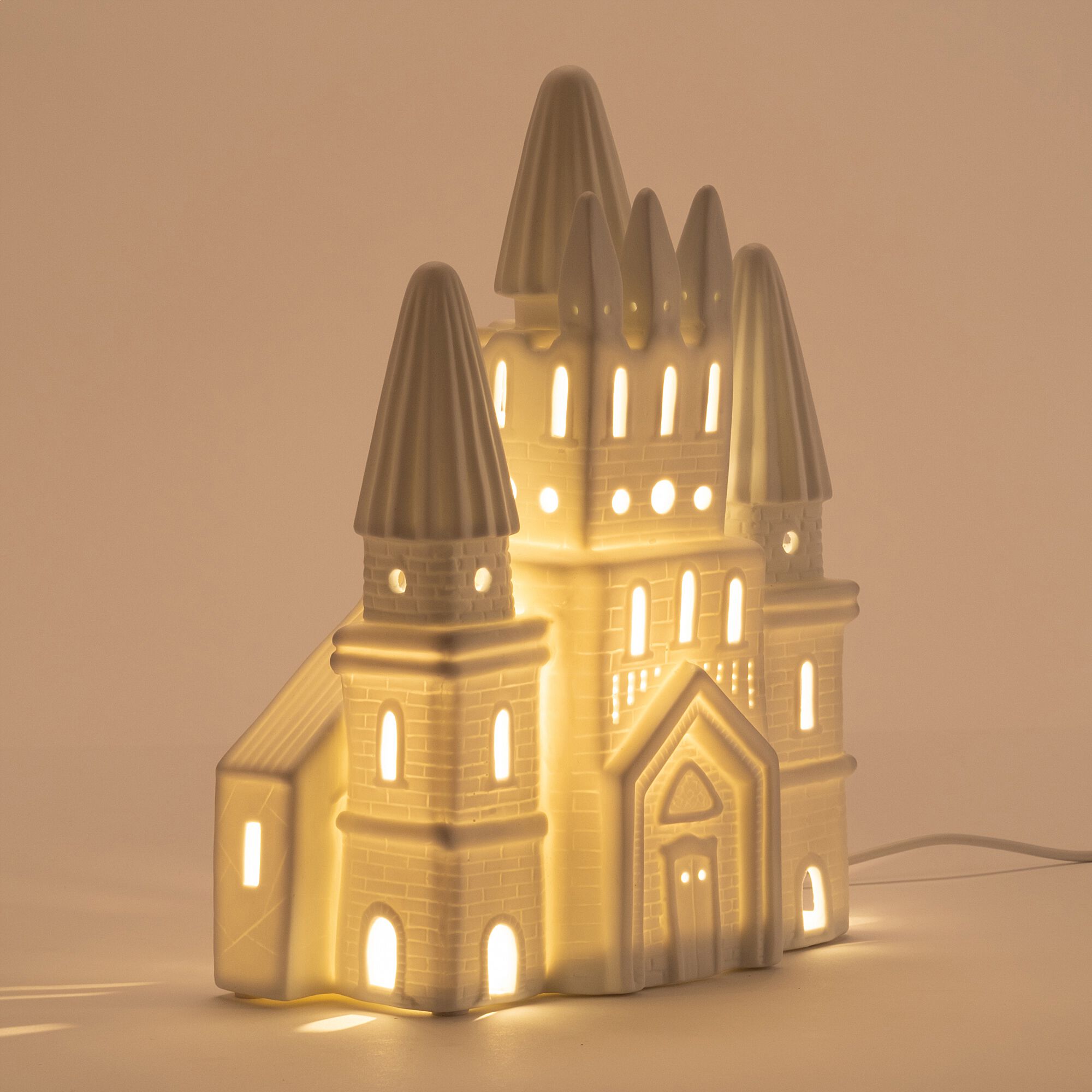 SISSI - Lampe à poser électrifiée forme château en porcelaine H25cm - blanc