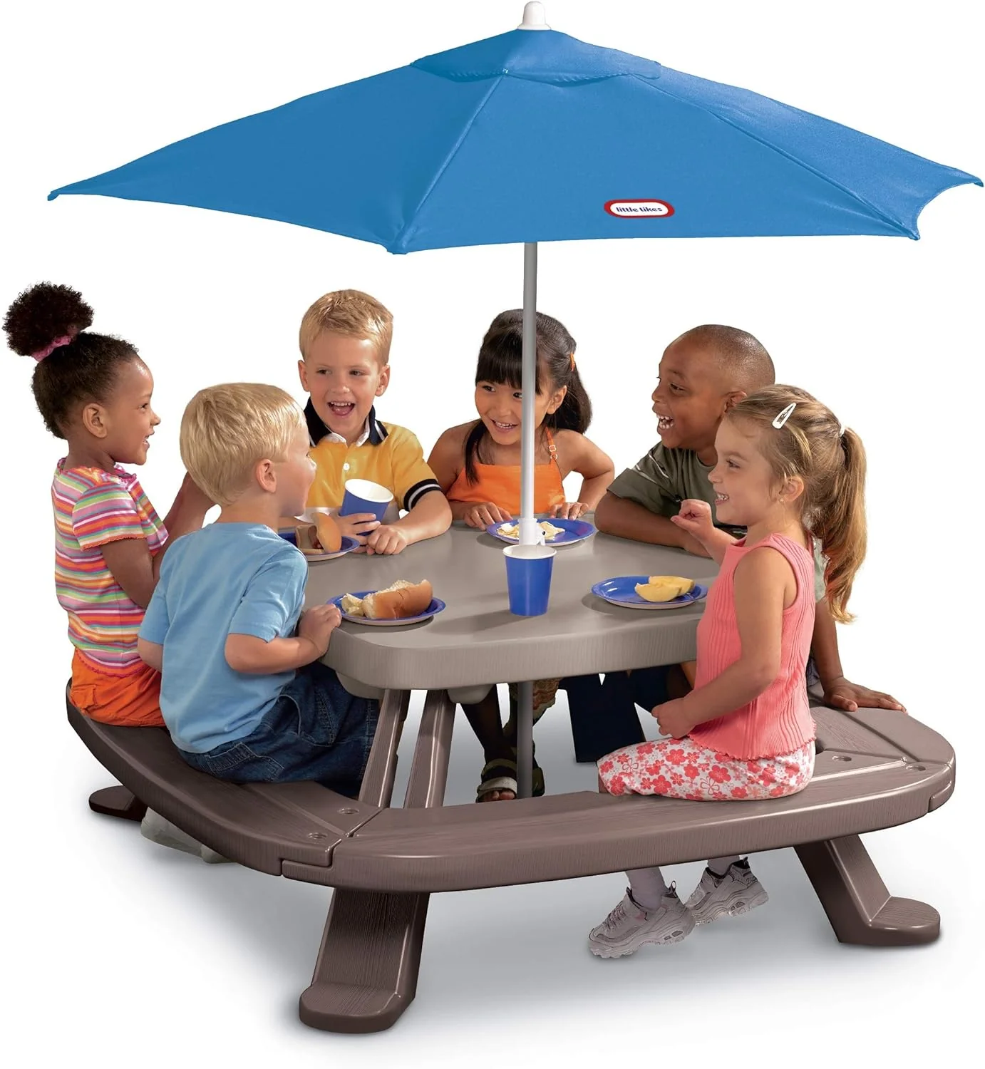 Table de pique-nique avec parasol, marron