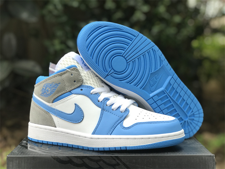Air Jordan 1 Mid “University Blue”