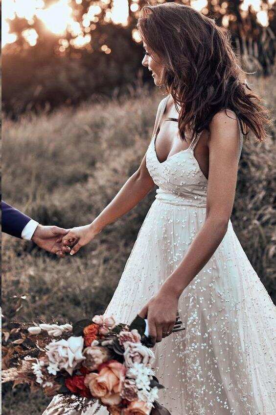 Backless Straps Long A-line Lace Simple Bridal Gown Wedding Dresses DMM79