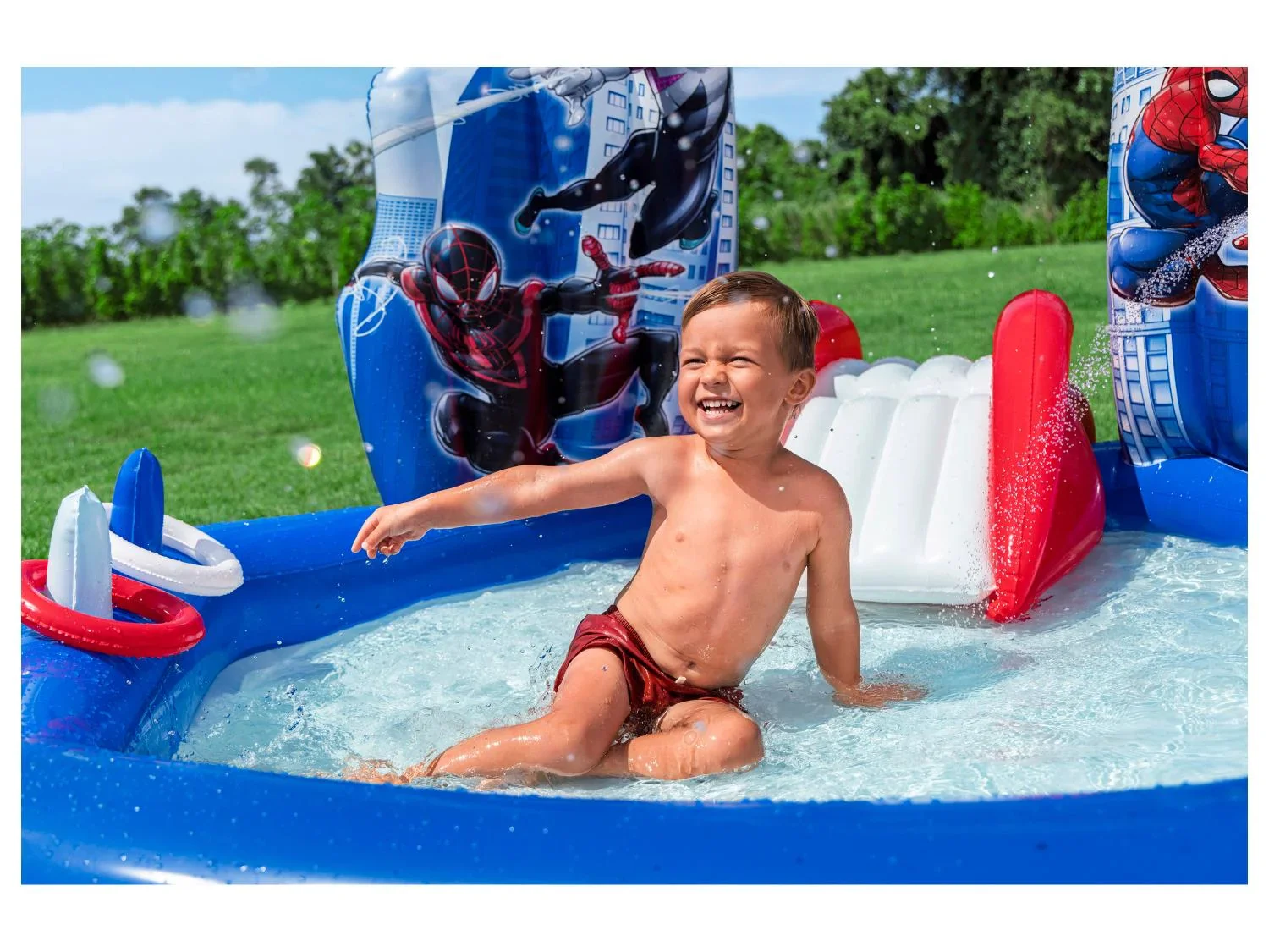 Bestway Aire de jeux gonflable Spider-Man ou Princesses Disney
