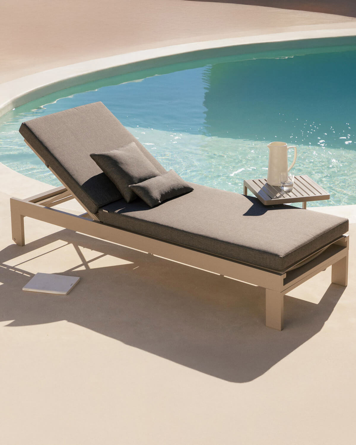 Kreta - Tumbona Reclinable con 3 Cojines New Kreta