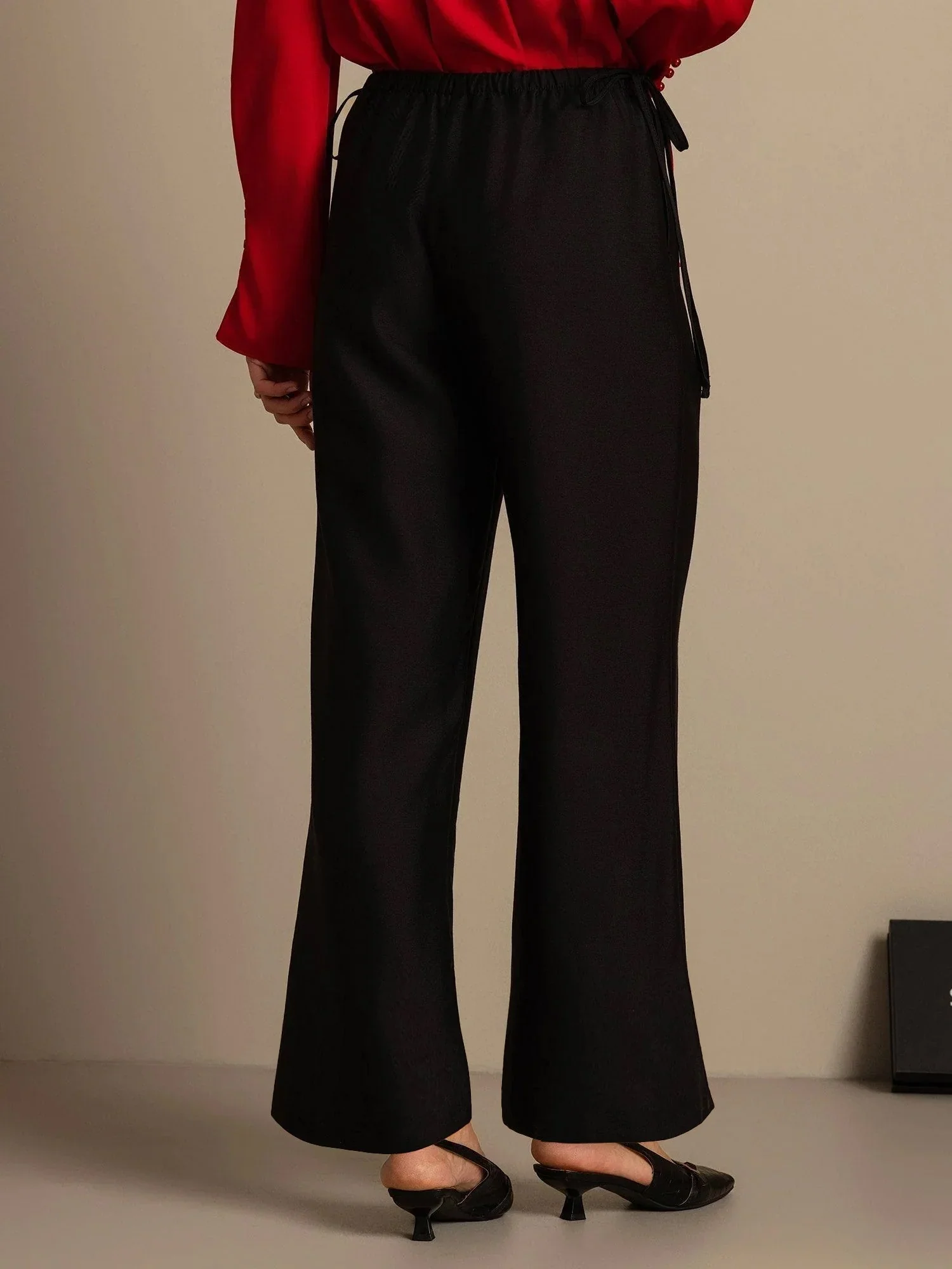 32Momme Silk-Wool Blend Straight Fit Women's Pants with Drawstring Side Pockets  Design