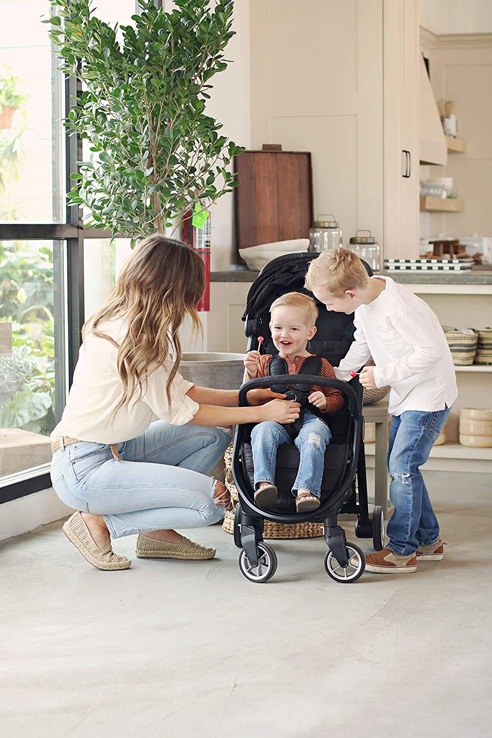 Poussette de voyage ultra-compacte Baby Jogger City Tour 2, Jet