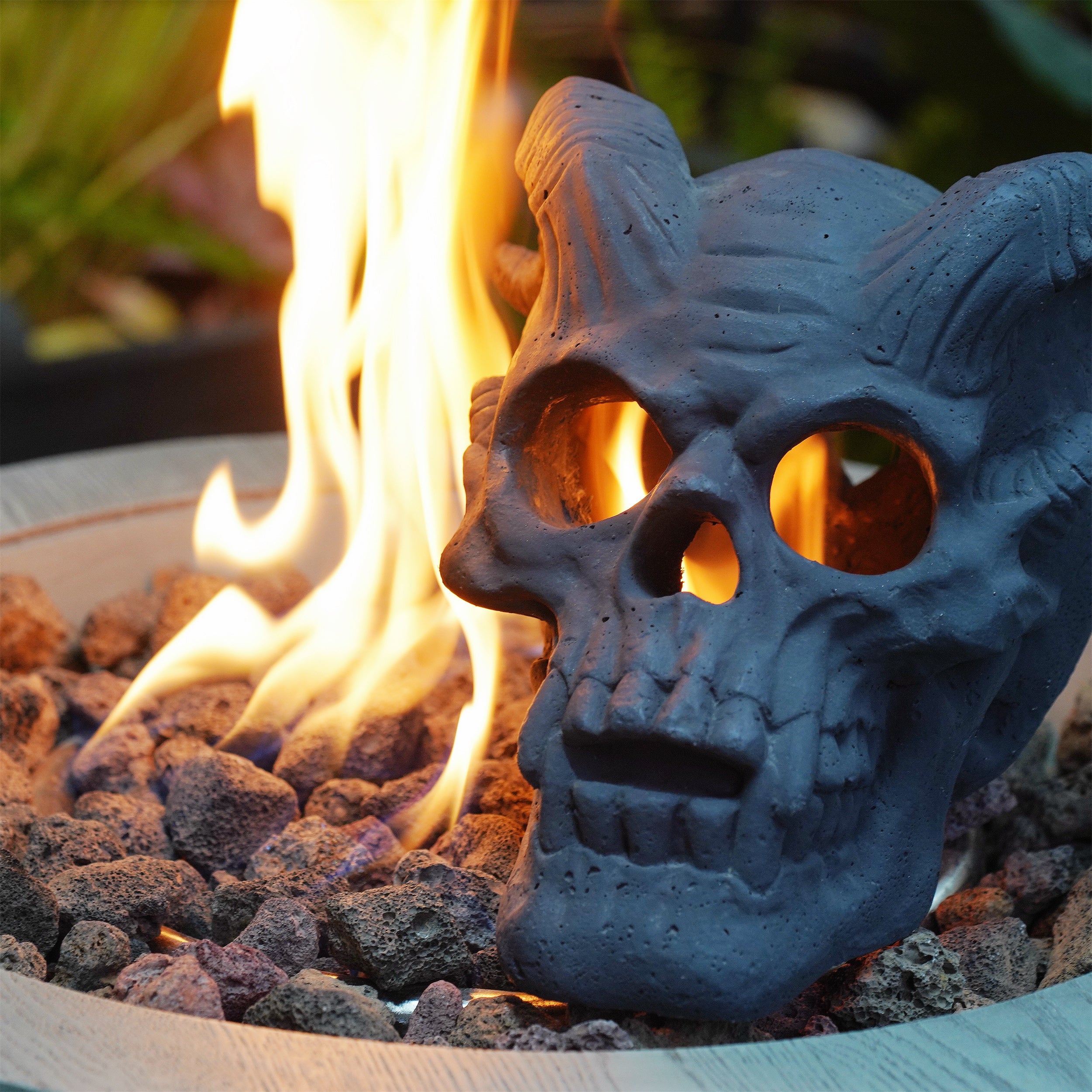 AECOJOY Refractory Materials Fireproof Imitated Human Fire Pit Skulls Gas Log, Halloween Decor, BBQ