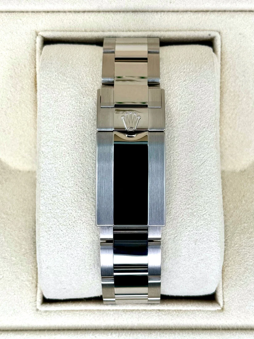 [Super Clone]Rolex Cosmograph Daytona 40mm White Gold Mother of Pearl Dial Diamond Bezel - 126579RBR
