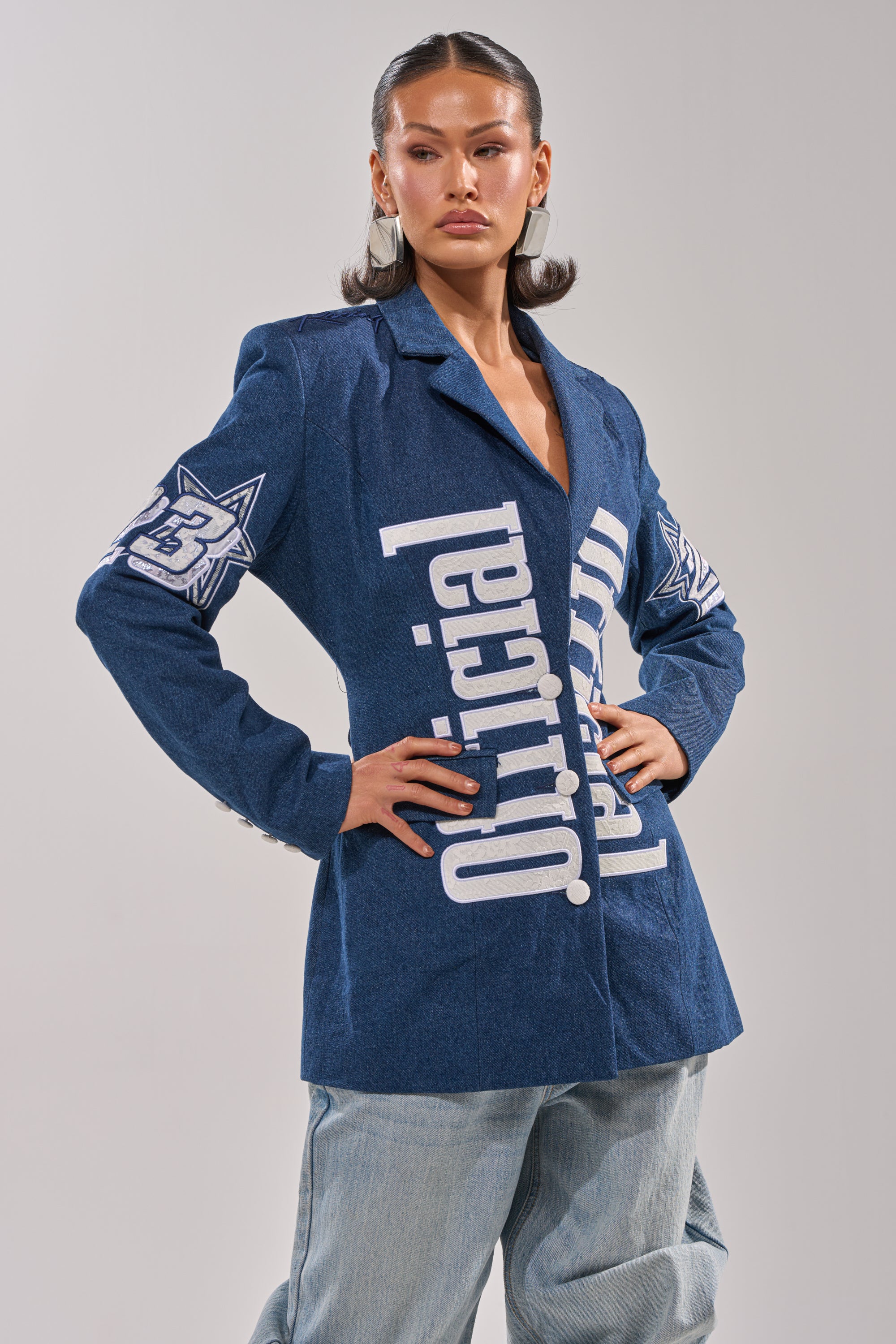 ONE OF ONE BACKLESS DENIM BLAZER - Akira Store