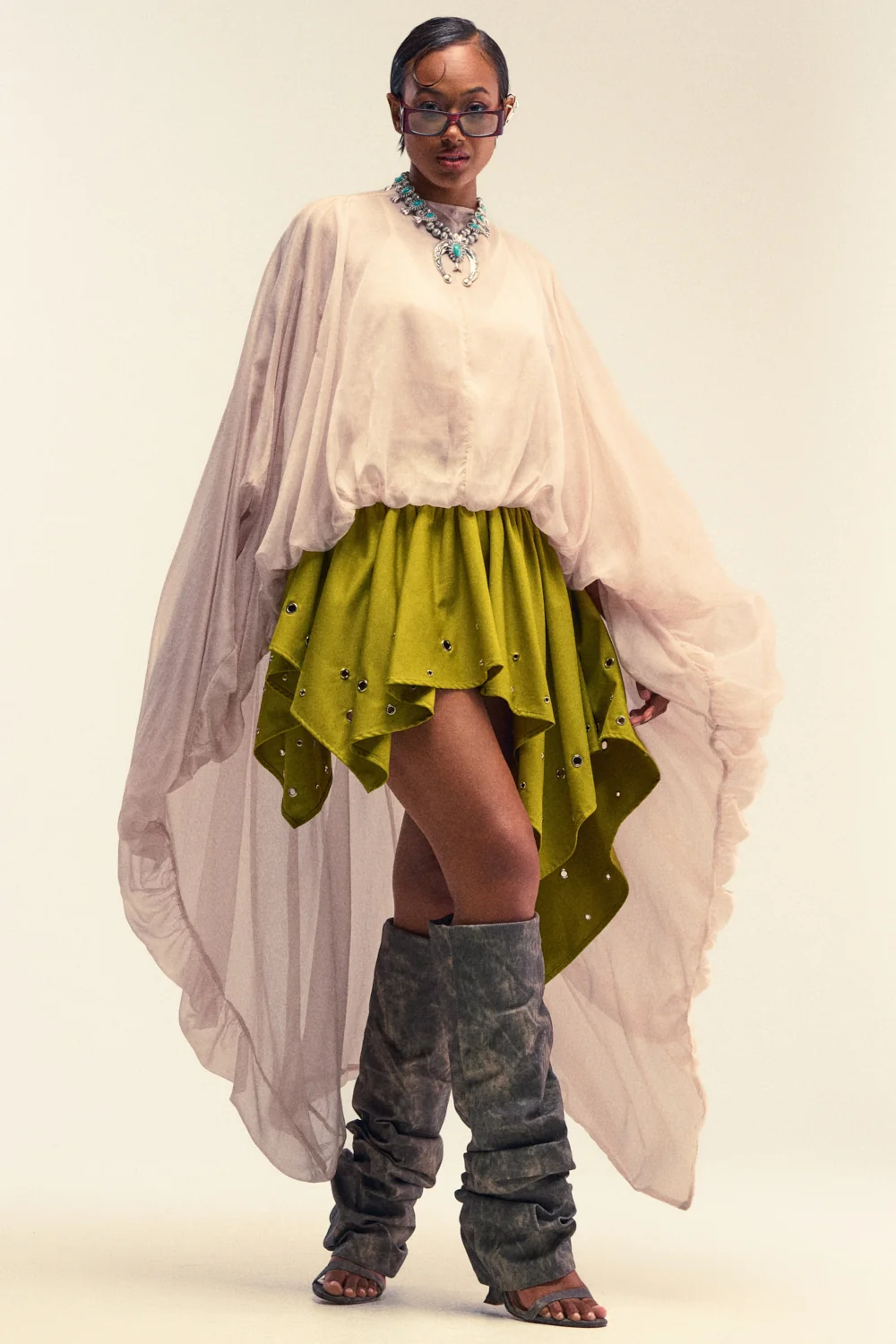 HEAD IN THE CLOUDS CHIFFON BLOUSE - Akira Store