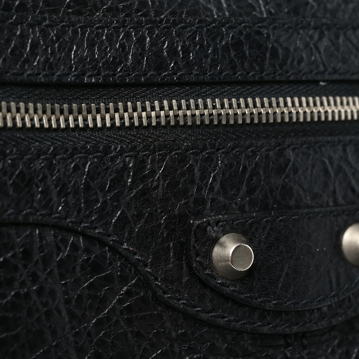 Agneau Classic Silver Hardware Weekender Black