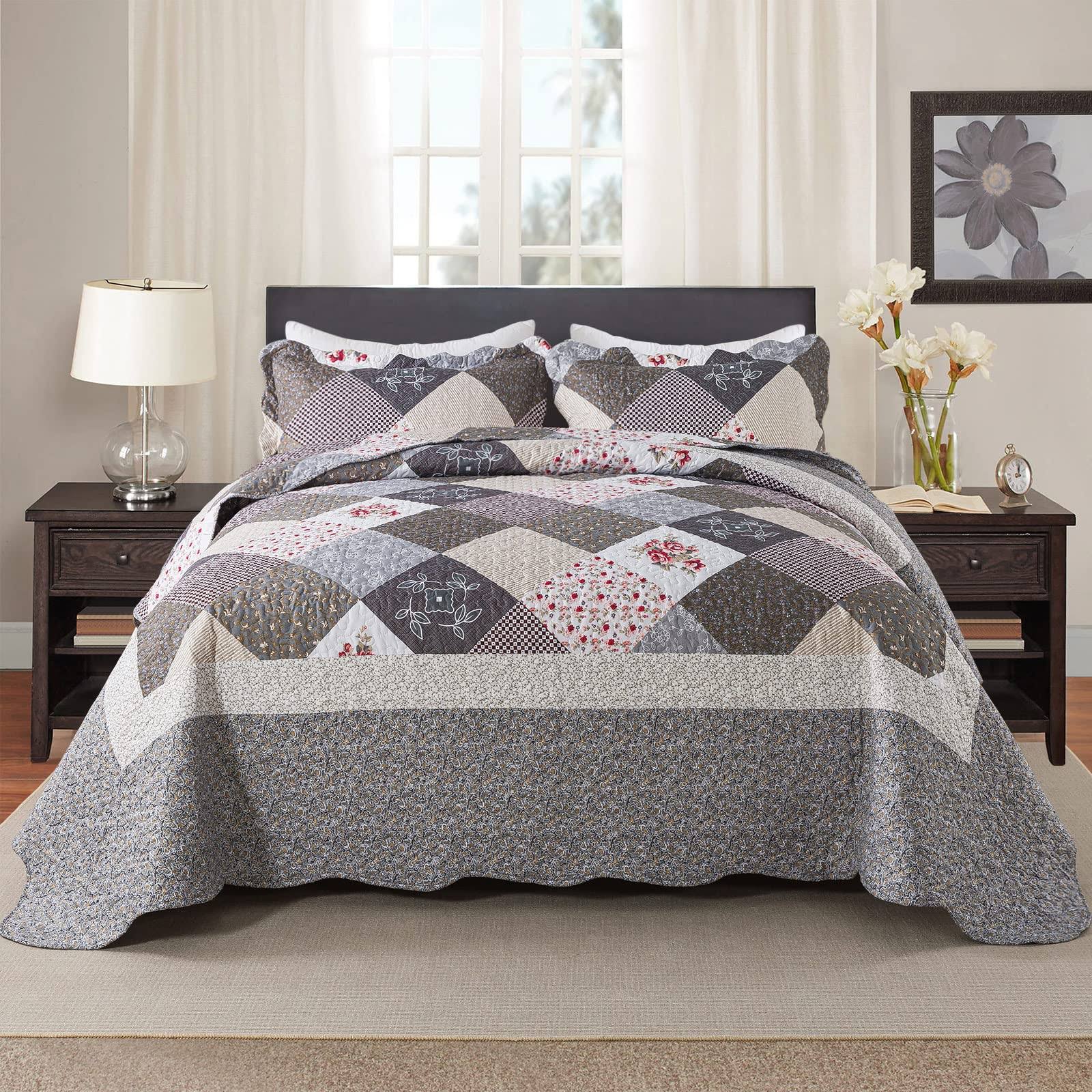 HoneiLife Oversized King Bedspreads 120x120-3 Pcs California King Quilt, Extra Large Quilt Sets All Season Use,Rustic Bedding Sets King Size