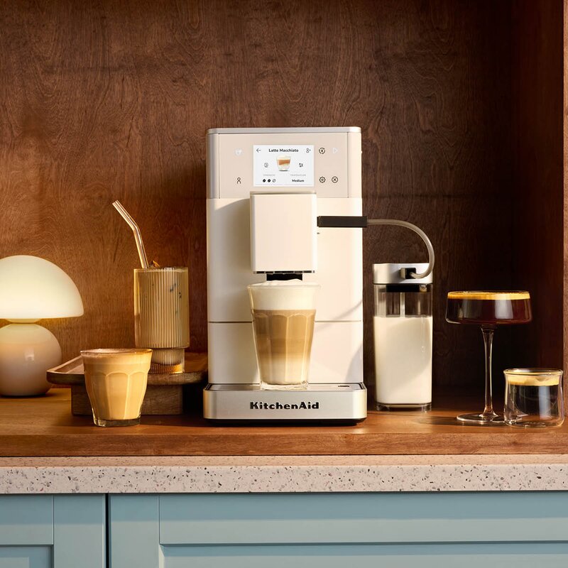 Espressomaskin KF4 automatisk melkesystem porcelain