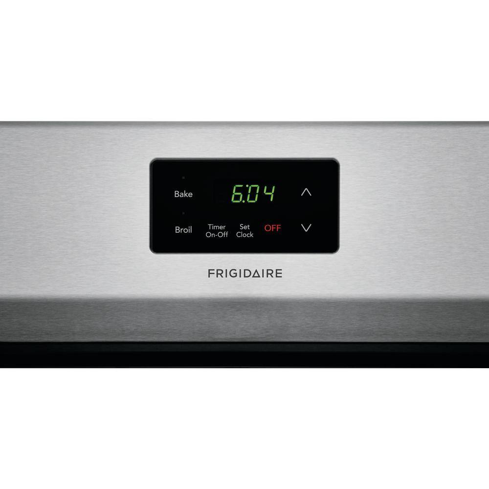 Cuisinière à gaz autoportante Frigidaire 30 po à 5 brûleurs en acier inoxydable FCRG3052AS