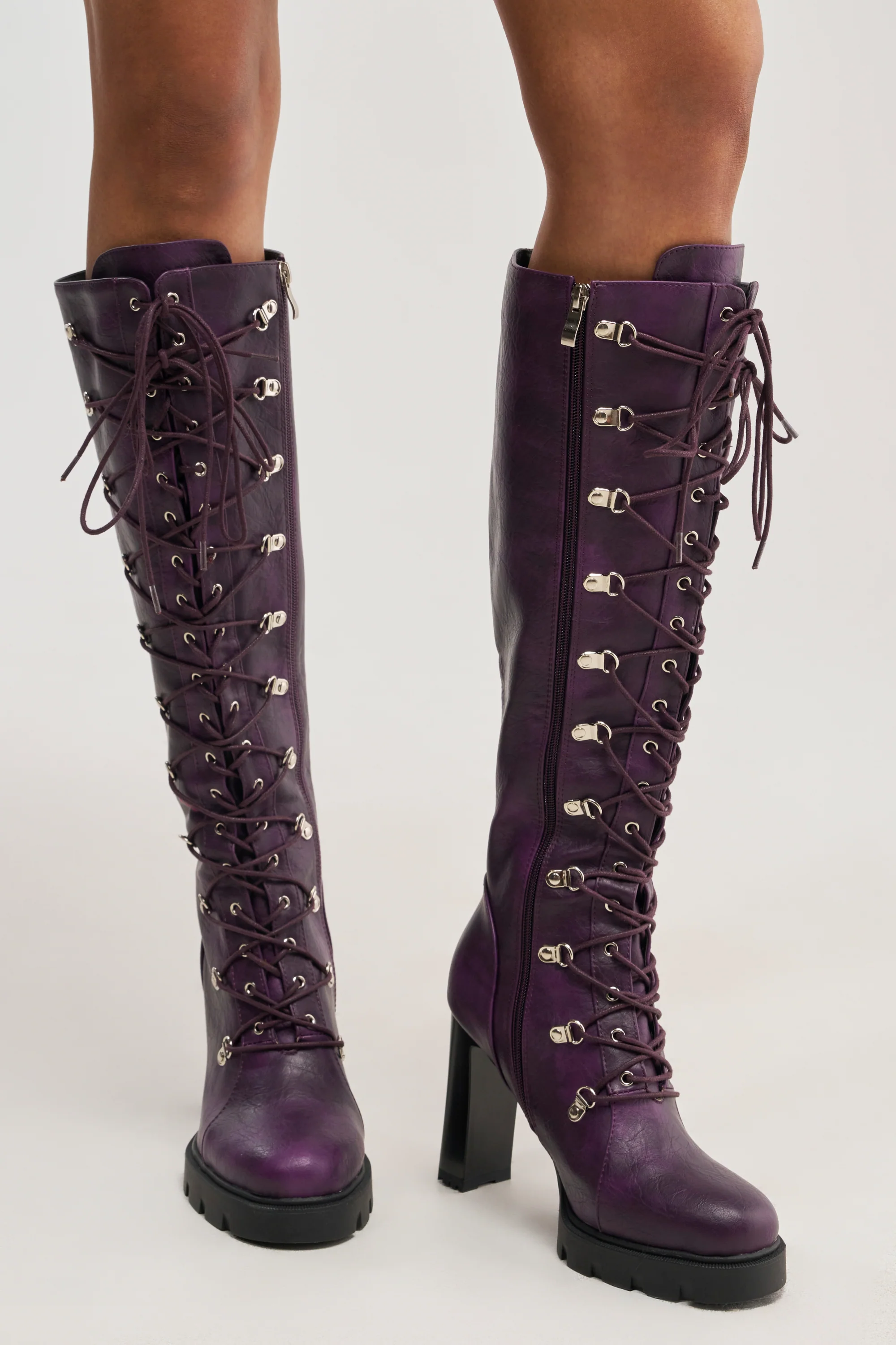 AZALEA WANG AURIGA PLUM LACE UP BLOCK BOOT - Akira Store