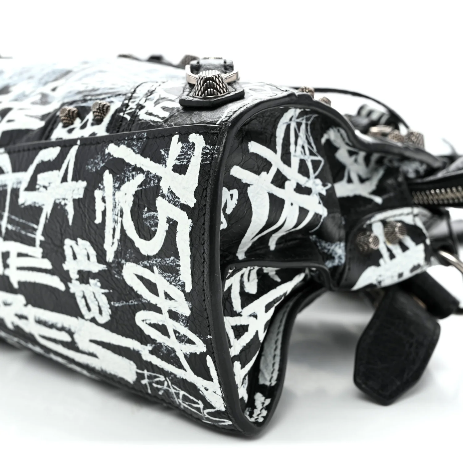 Agneau Arena Graffiti Neo Cagole Handbag XS Black White