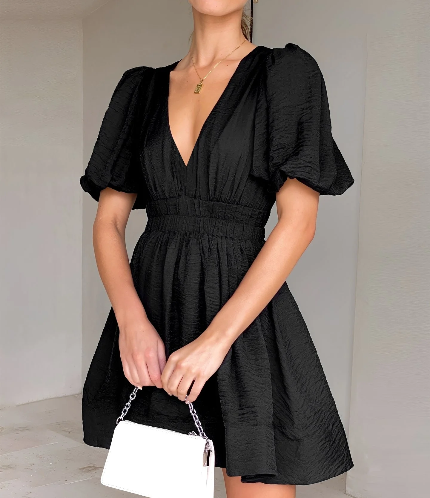 Caroline - Mini Robe Élégante