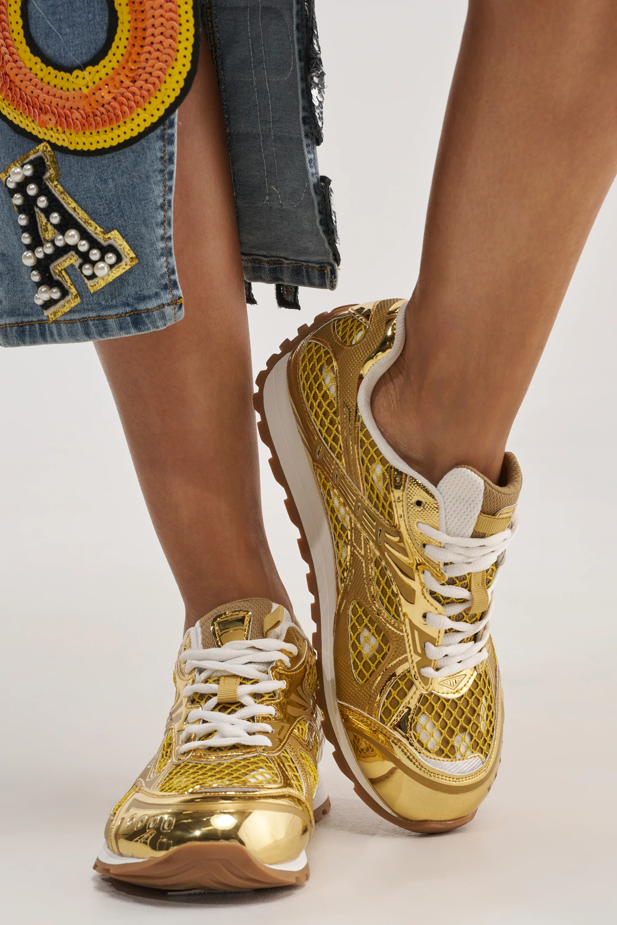 AKIRA GOLD LENIYA GOLD SNEAKER - Akira Store