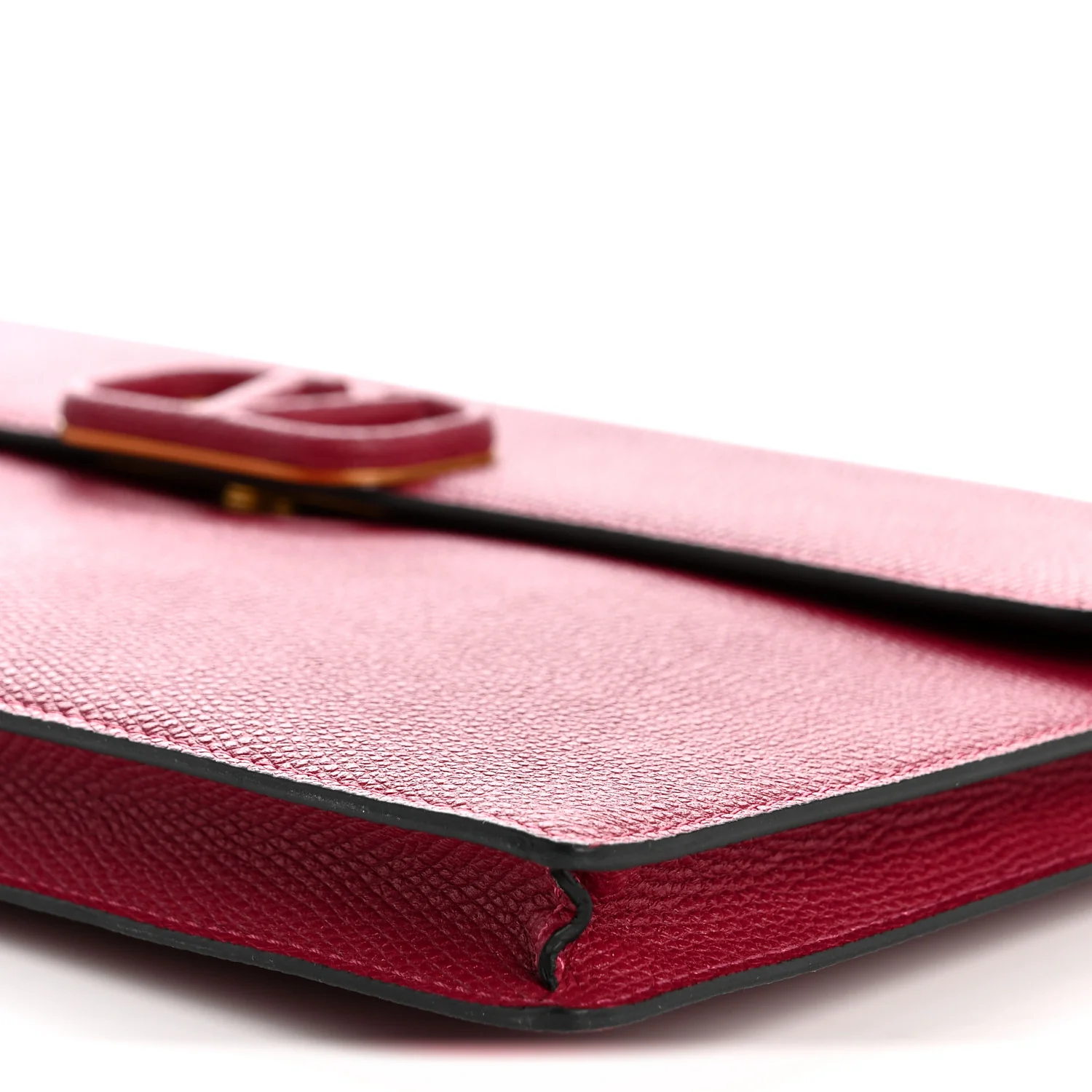 Grainy Calfskin Large Vlogo Clutch Raspberry