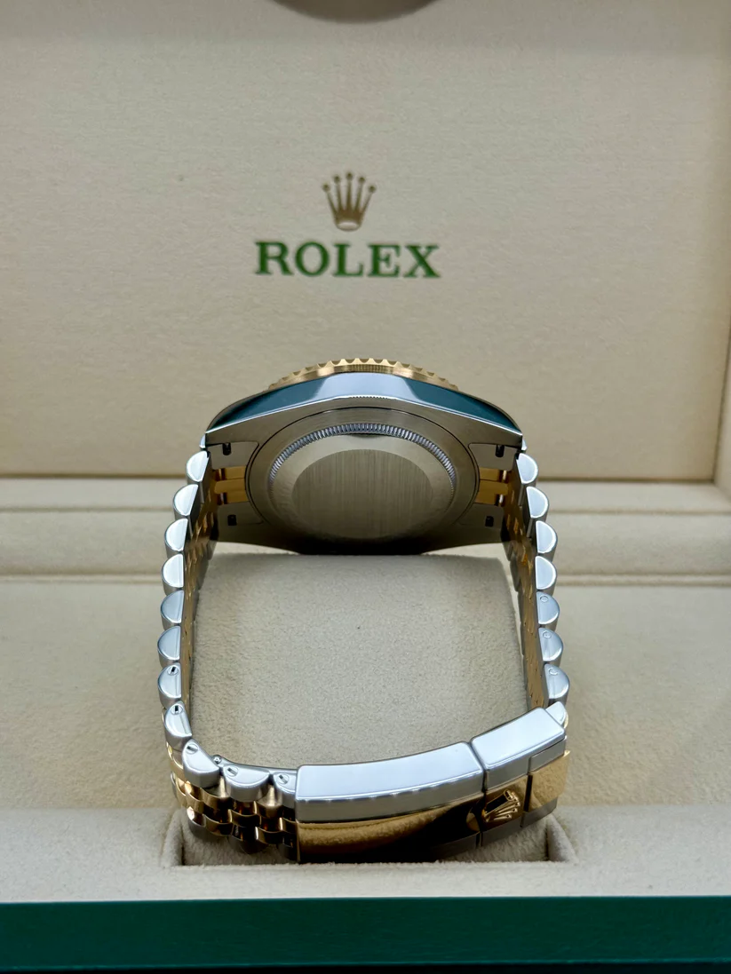 [Super Clone]RLX GMT-Master II Two-Tone Black Jubilee 126713GRNR