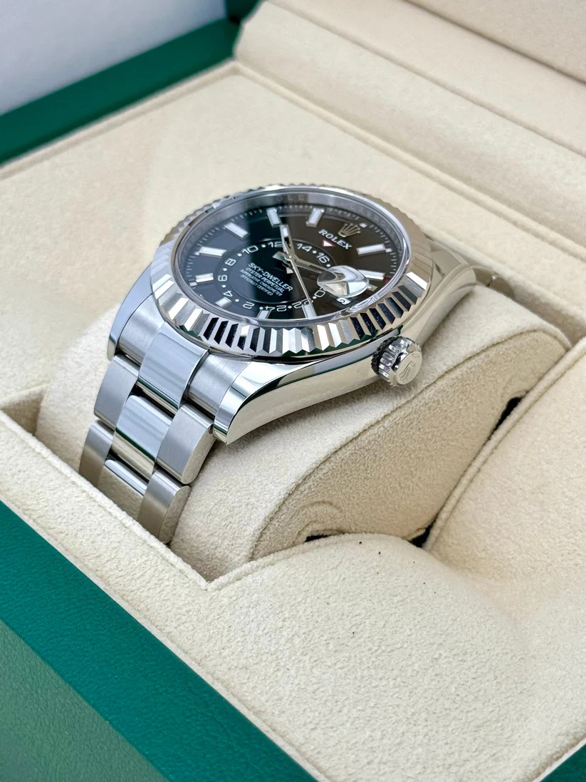 [Super Clone]RLX  Sky-Dweller 42mm Stainless Steel Black Dial Oyster - 336934