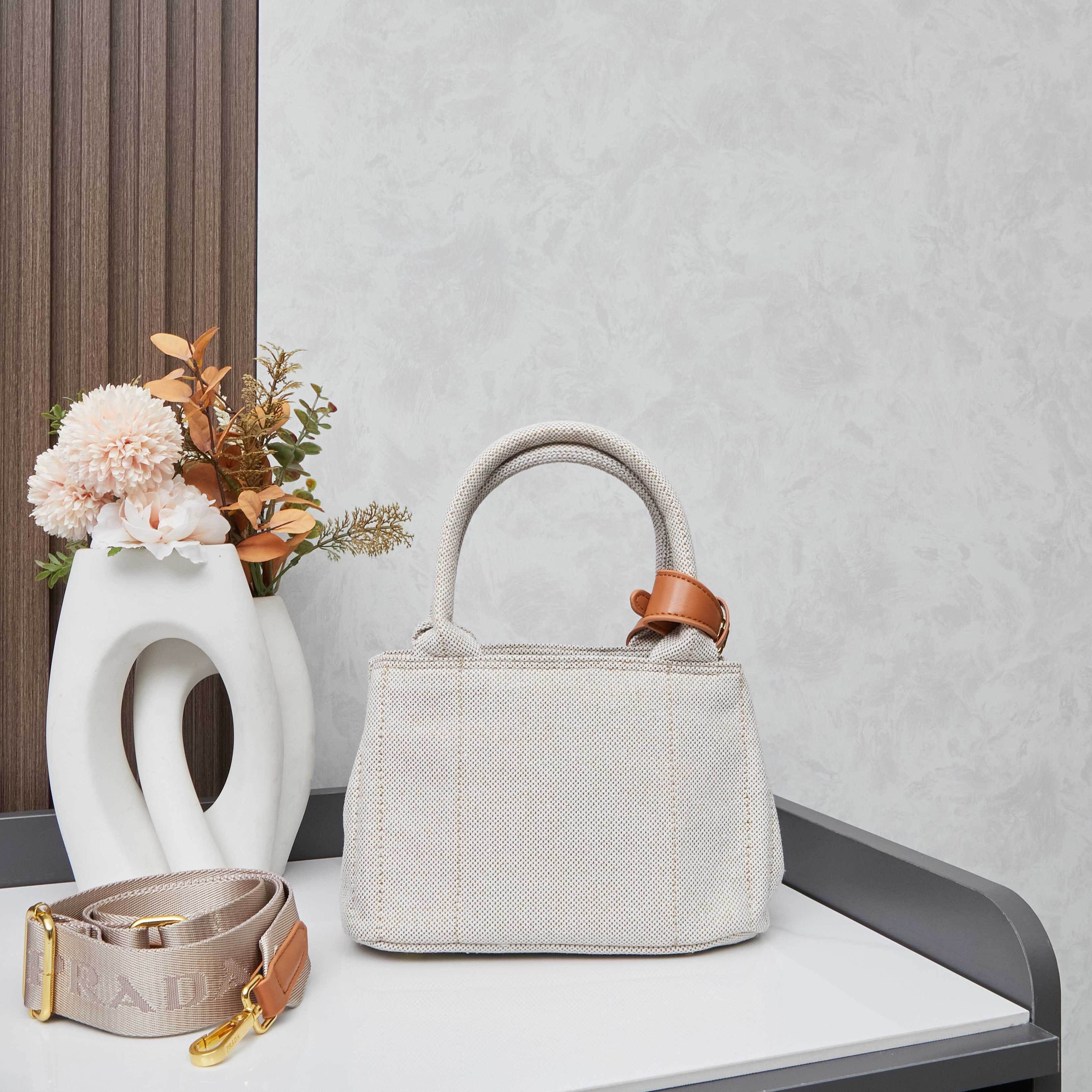 PRADA 新作発売 2025年サマーコレクション リネン混レザーコンビ トートバッグ