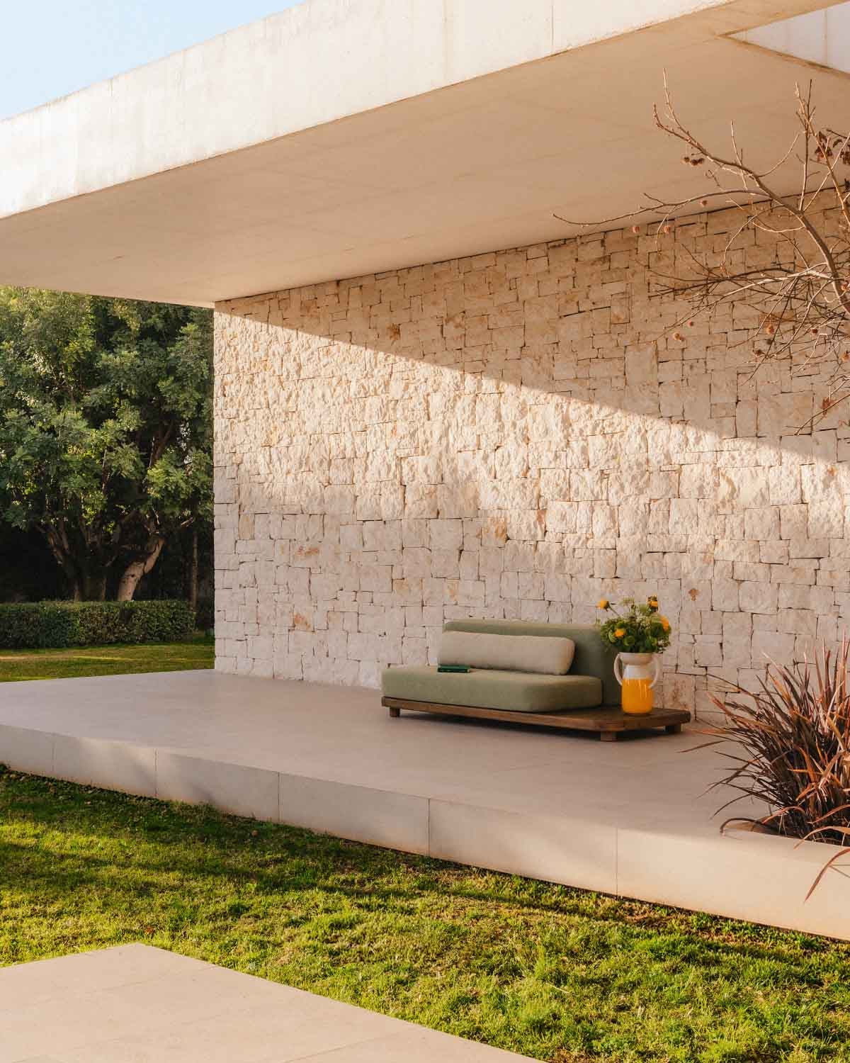 Redik - Módulo Sofá 2 Plazas de Jardín con Mesa Auxiliar de Madera de Acacia y Tela para Sofá Modular Redik