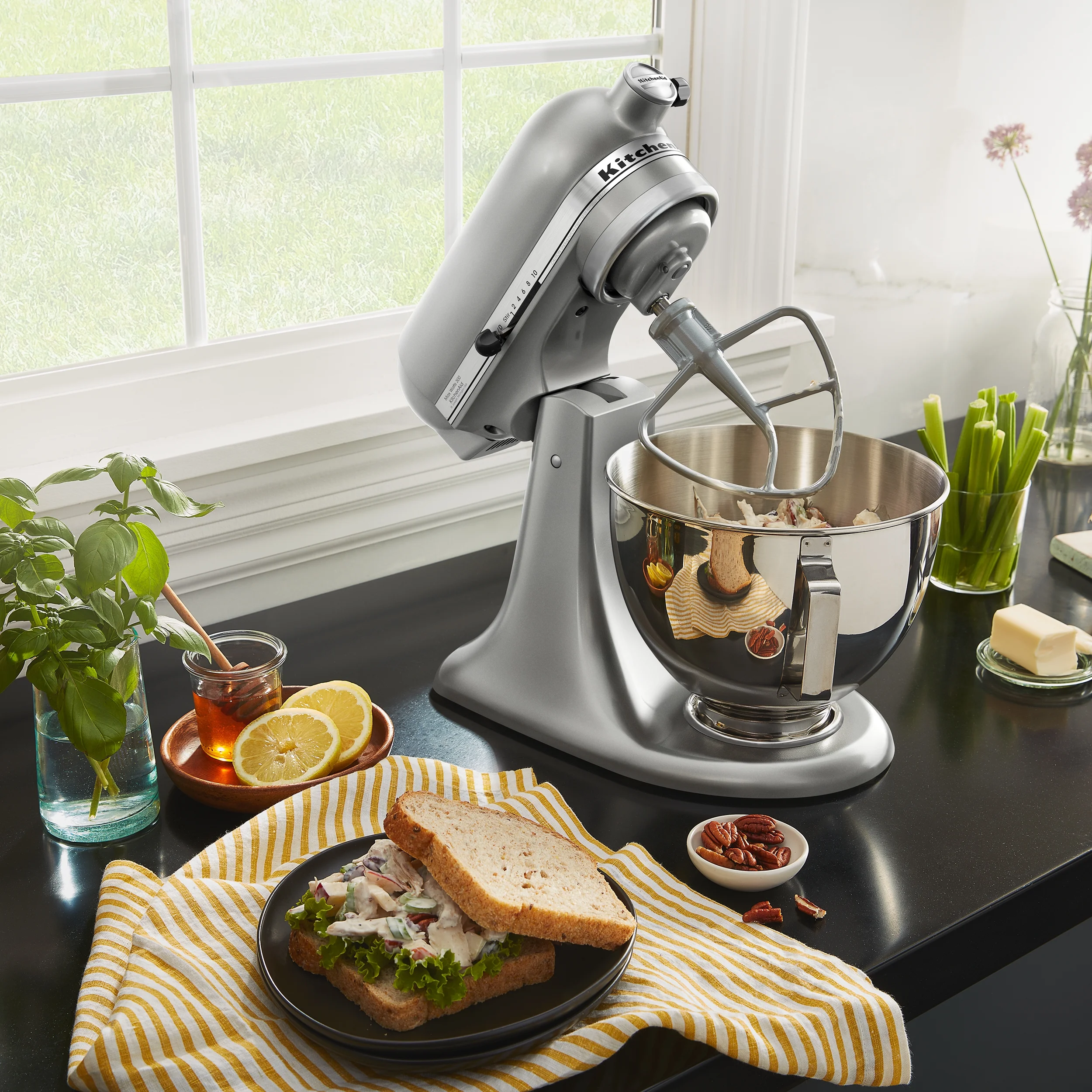 Deluxe Series 4.5 Quart Tilt-Head Stand Mixer with Stainless Bowl, Contour Silver, KSM97CU(Contour Silver) - Image 8