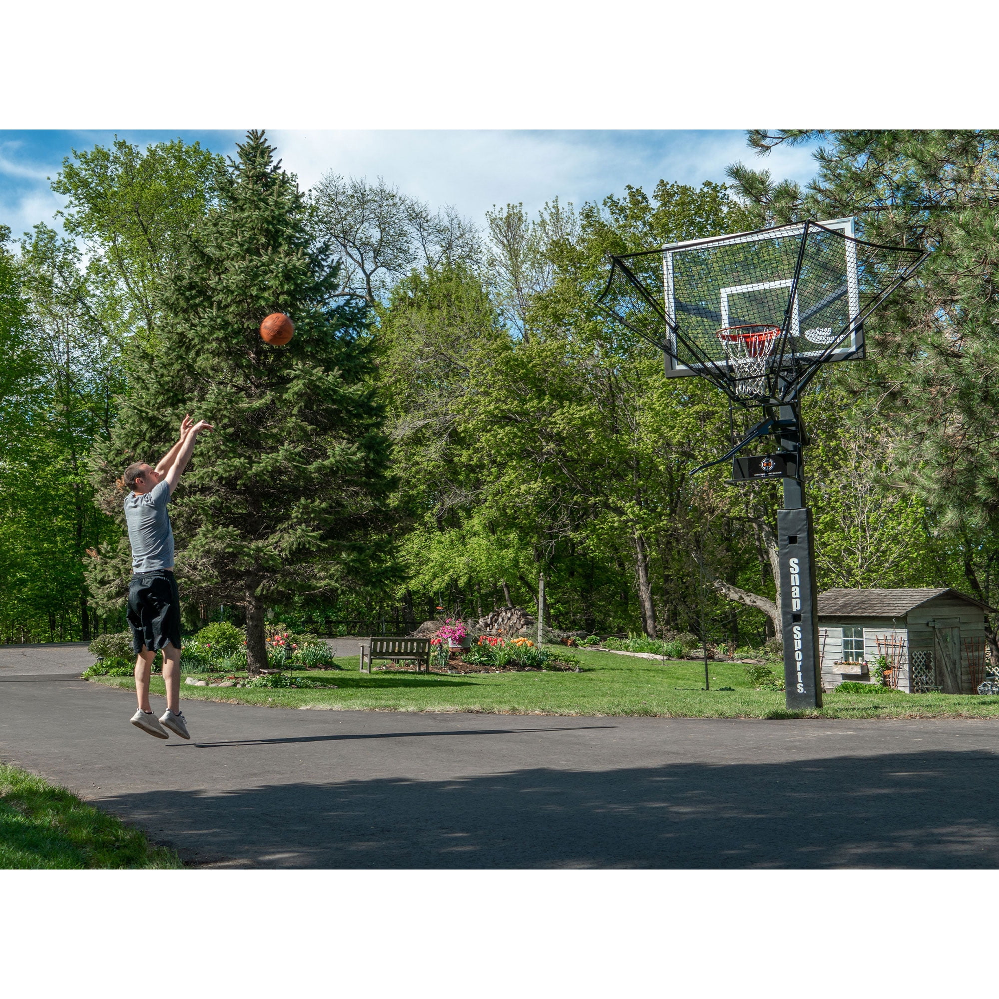 iC3 Basketball Return Shot Trainer for Pole and Wall Mount Hoops - Image 4