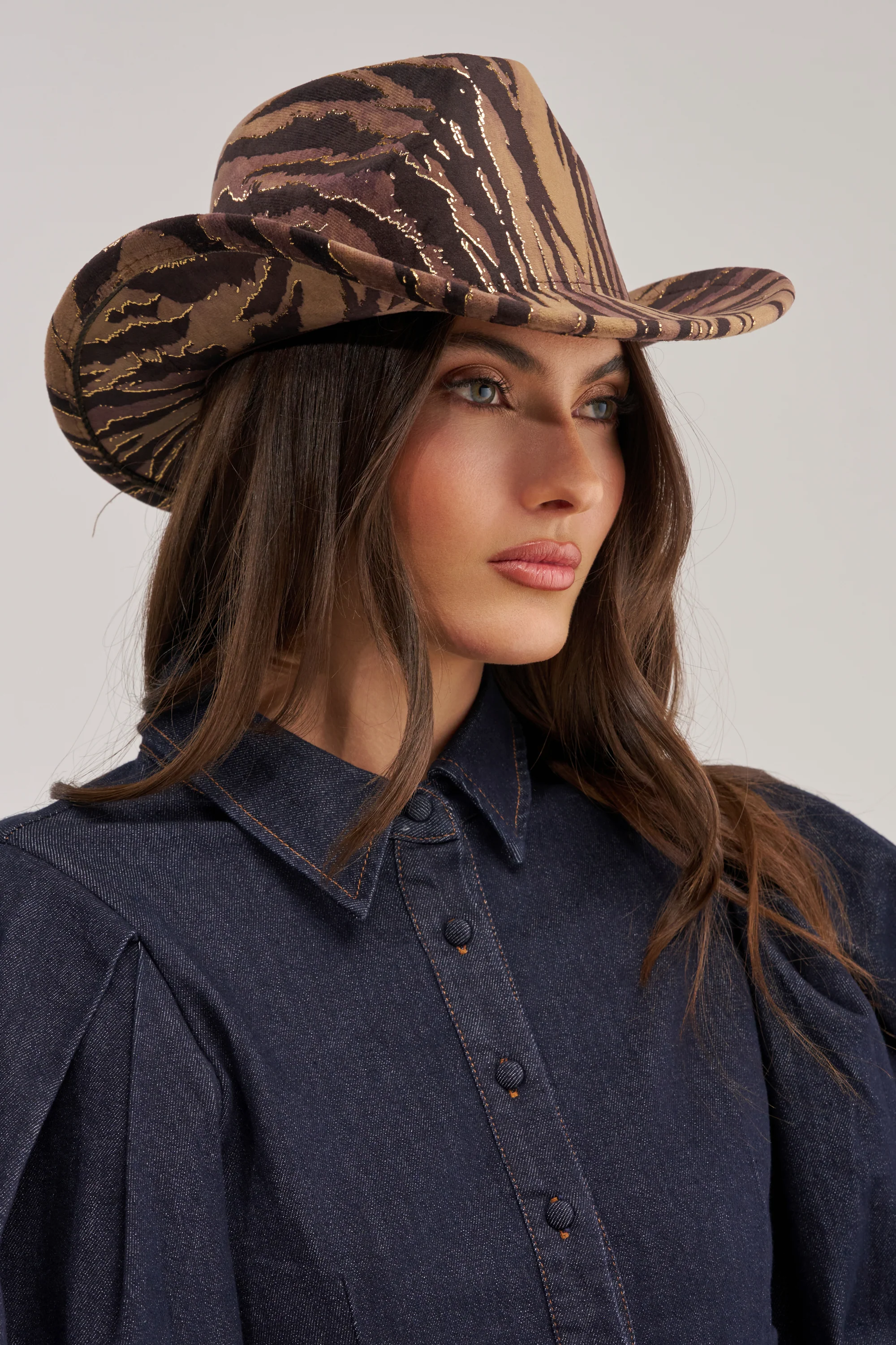 WILD ONE VELVET COWBOY HAT - Akira Store