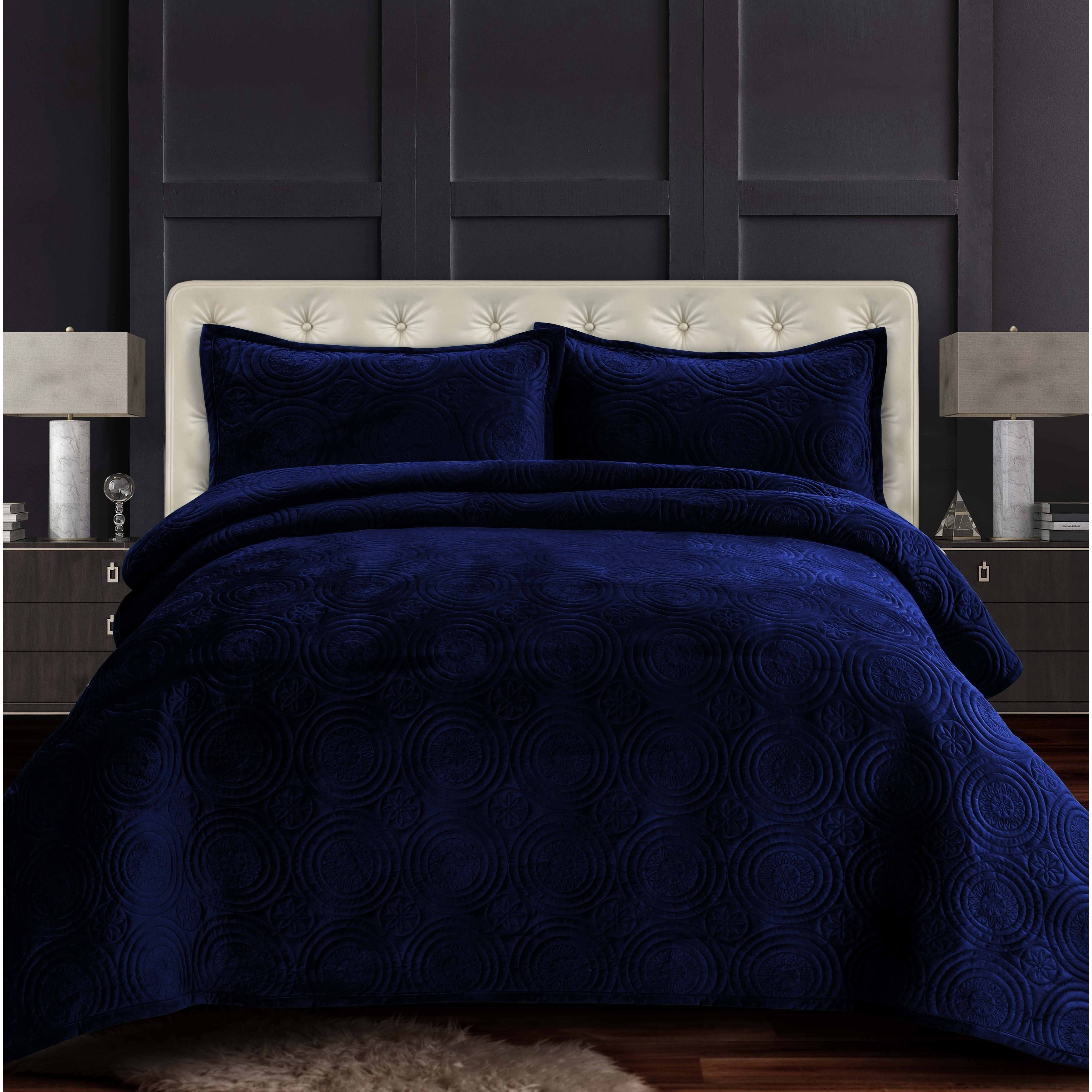 Tribeca Living Capri Medallion Velvet Oversized Solid Quilt Set - King - Navy Blue