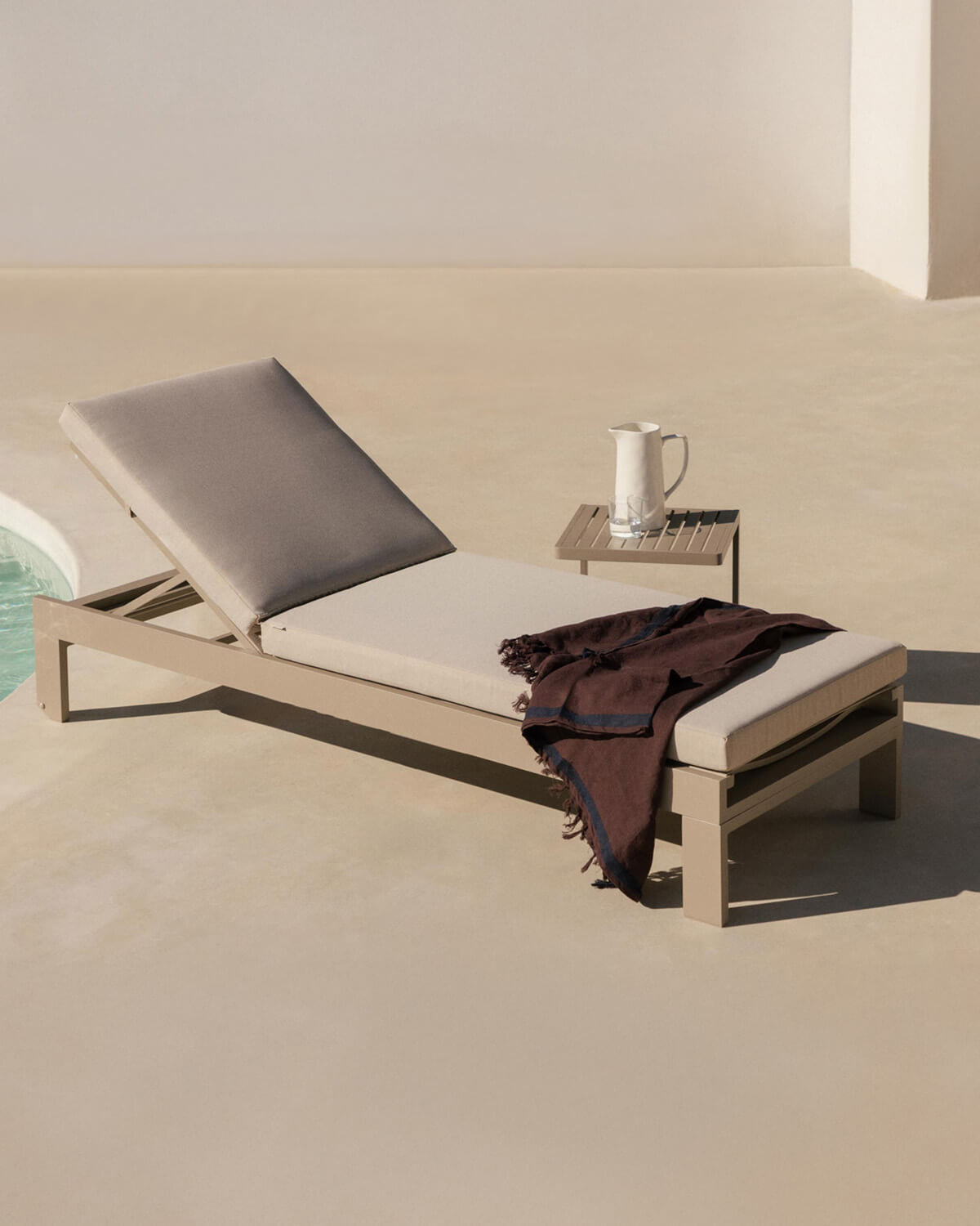 Kreta - Tumbona Reclinable de Aluminio con Cojín de Tela New Kreta