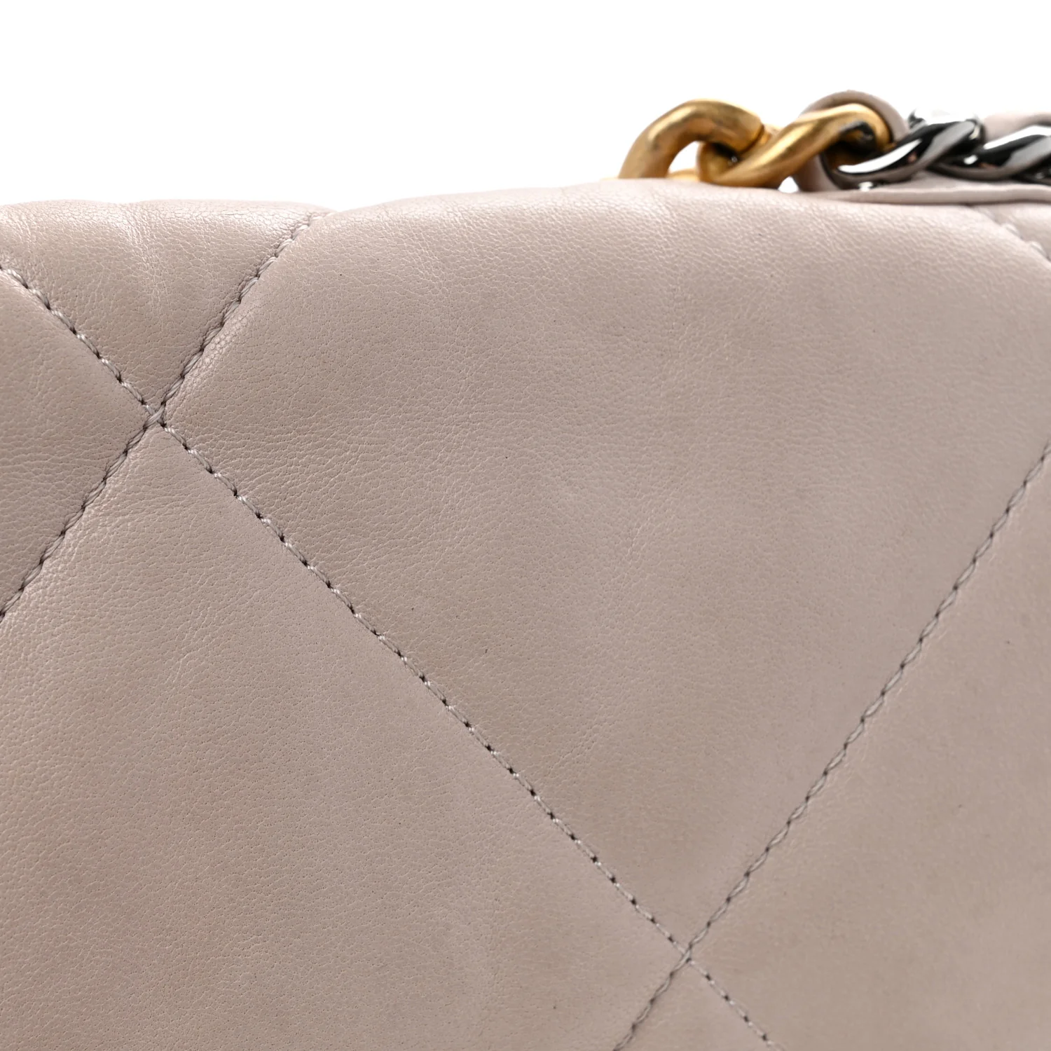 Lambskin Quilted Medium Chanel 19 Flap Light Pink