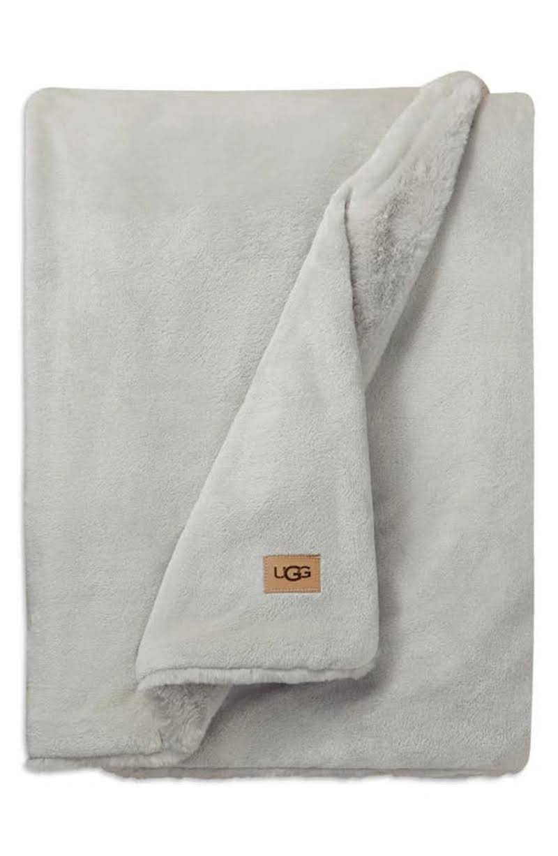 Ugg Coastline Plush Throw Blanket in Stone