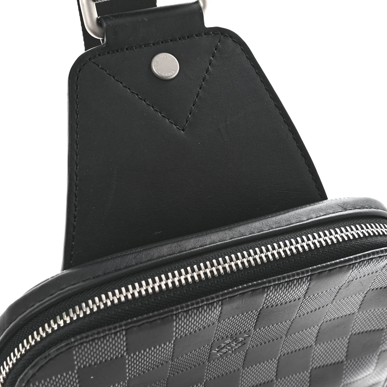 Damier Graphite Avenue Sling Bag Onyx Silver