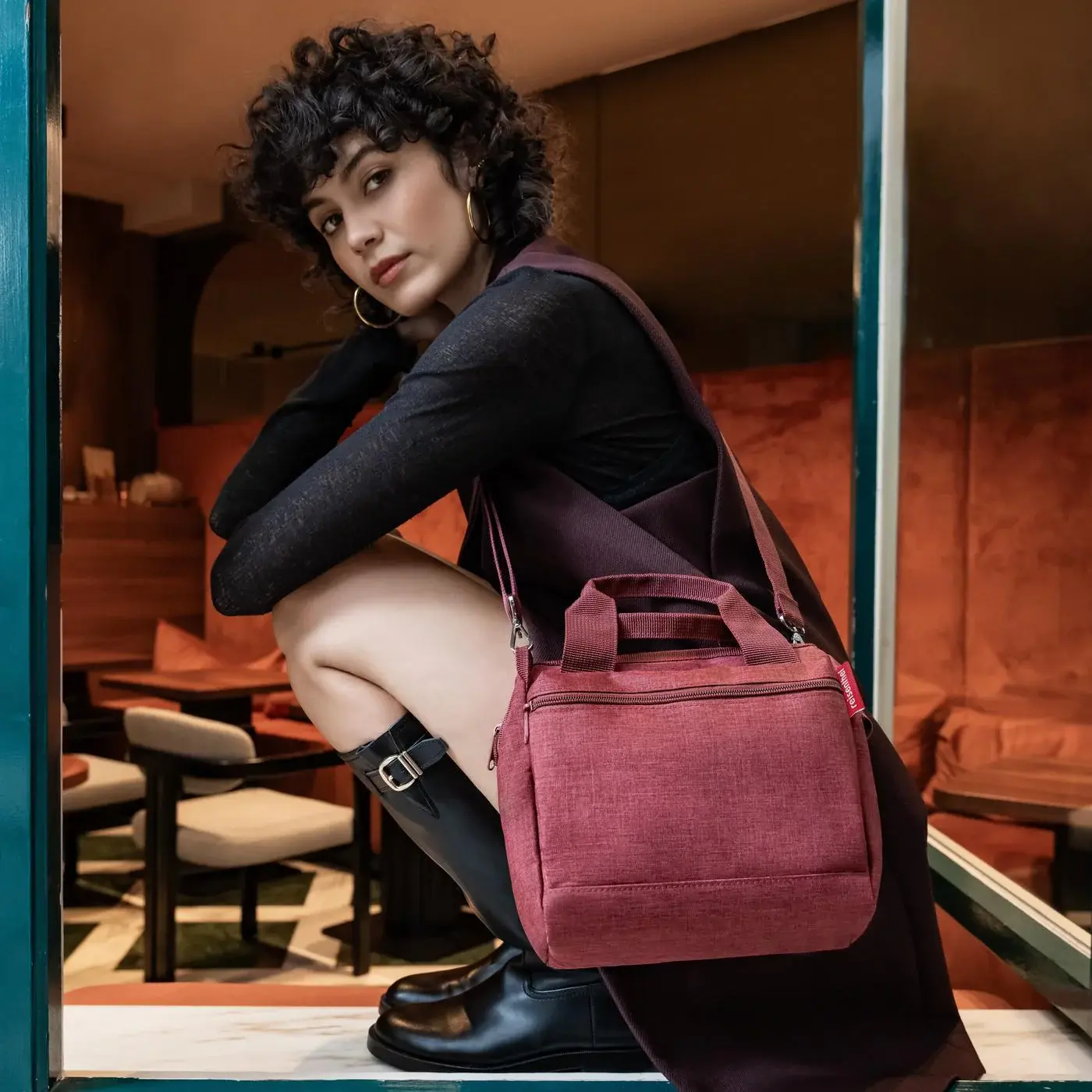 allrounder cross twist maroon