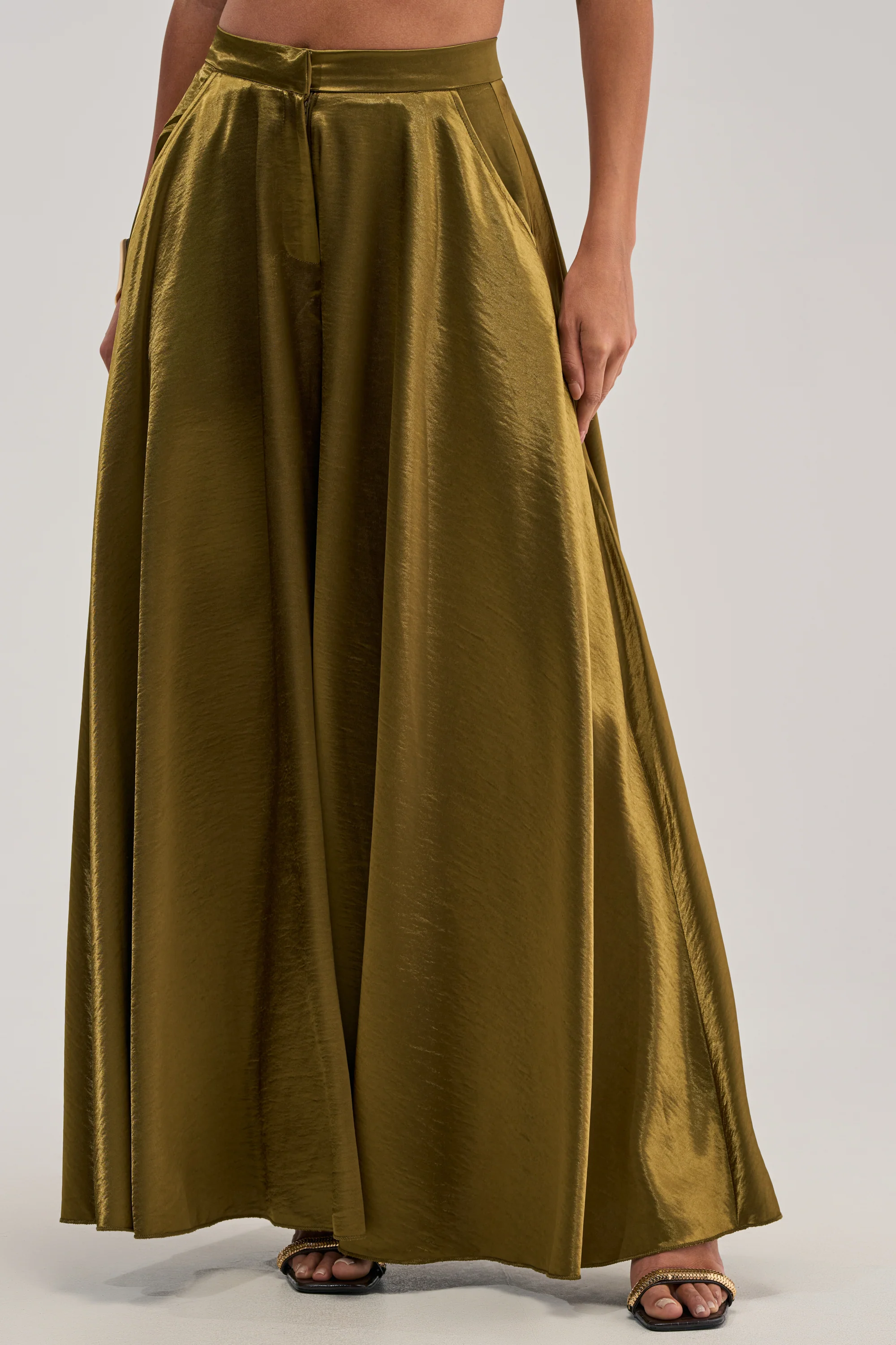 TRUE GODDESS GREEN PALAZZO PANT - Akira Store
