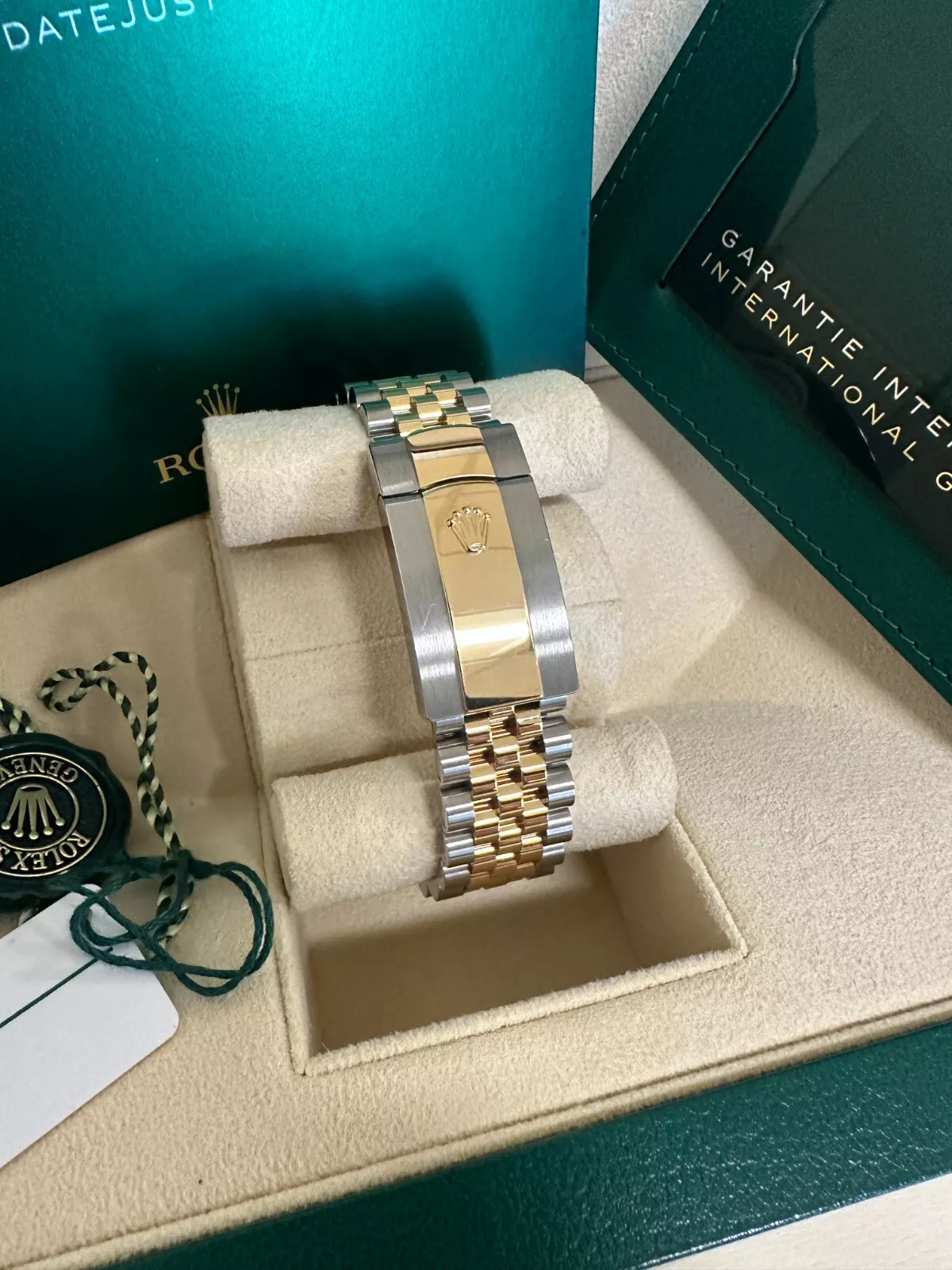 [Super Clone]RLX  Datejust 36mm 126233-0043 Champagne Palm Motif Diamond Dial and Jubilee Bracelet Watch