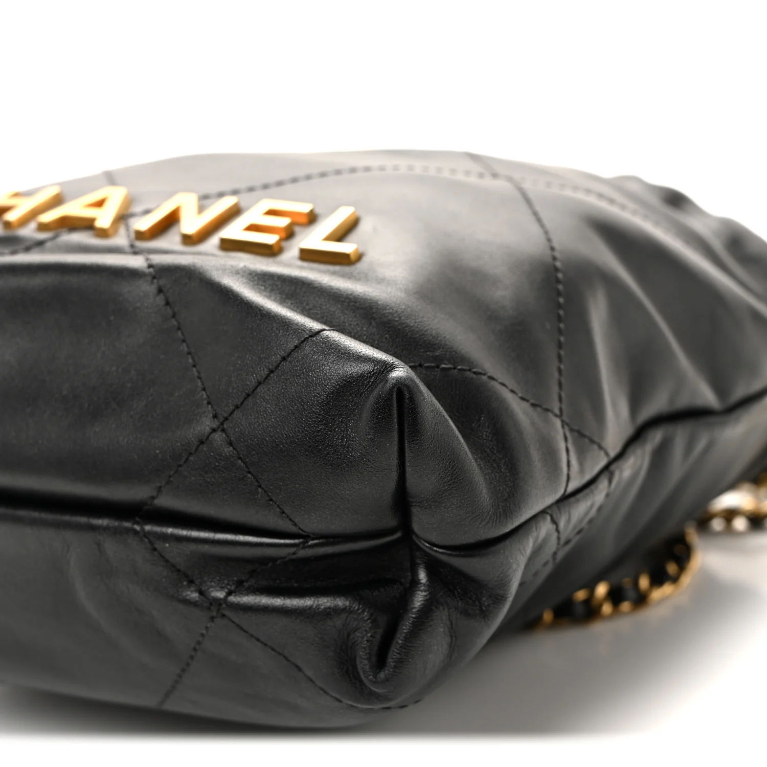 Shiny Calfskin Quilted Mini Chanel 22 Black