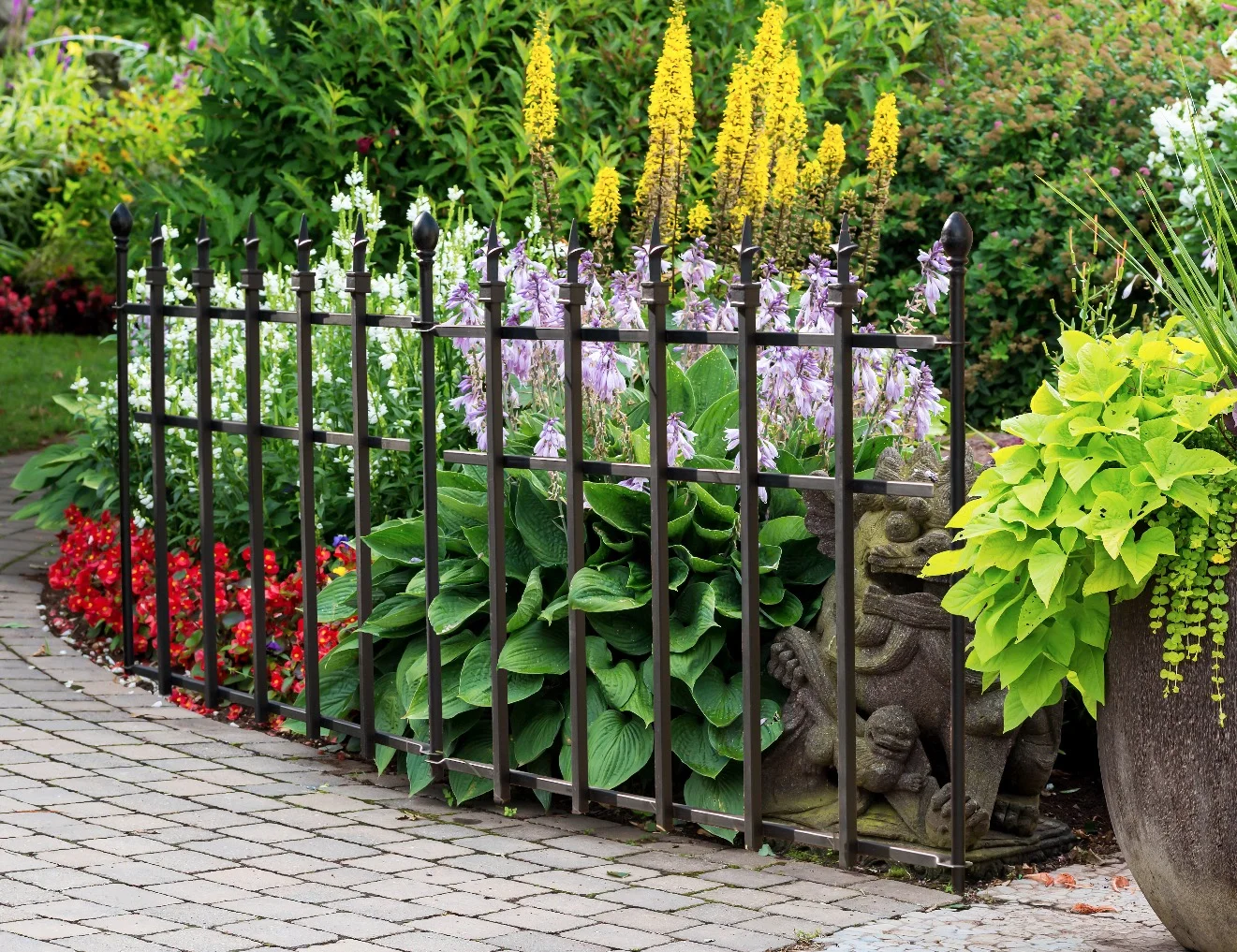 Panacea Finial Decorative Metal Garden Fence Border - Expandable Lawn Fencing, 5 Pack