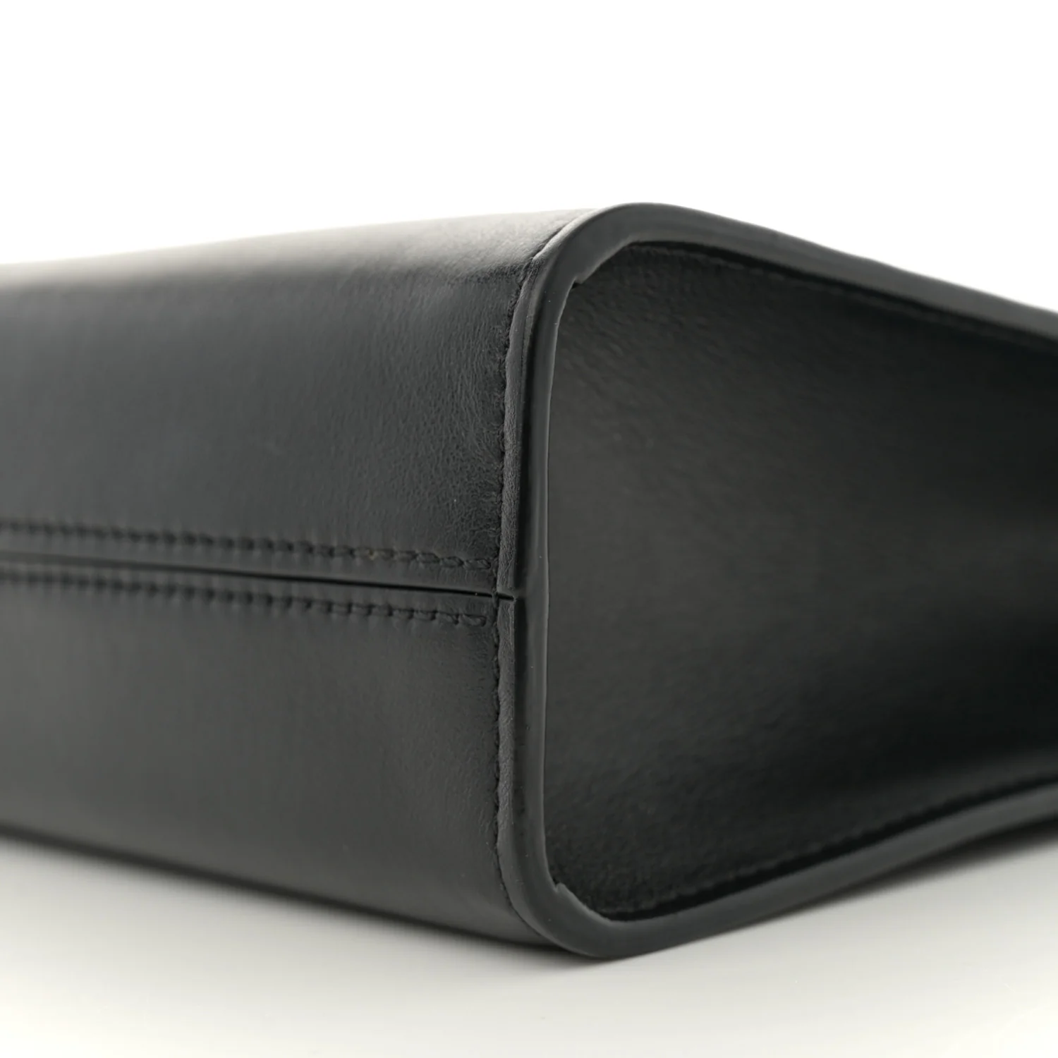 Calfskin Crocodile Embossed Effect Antony Messenger Crossbody Black