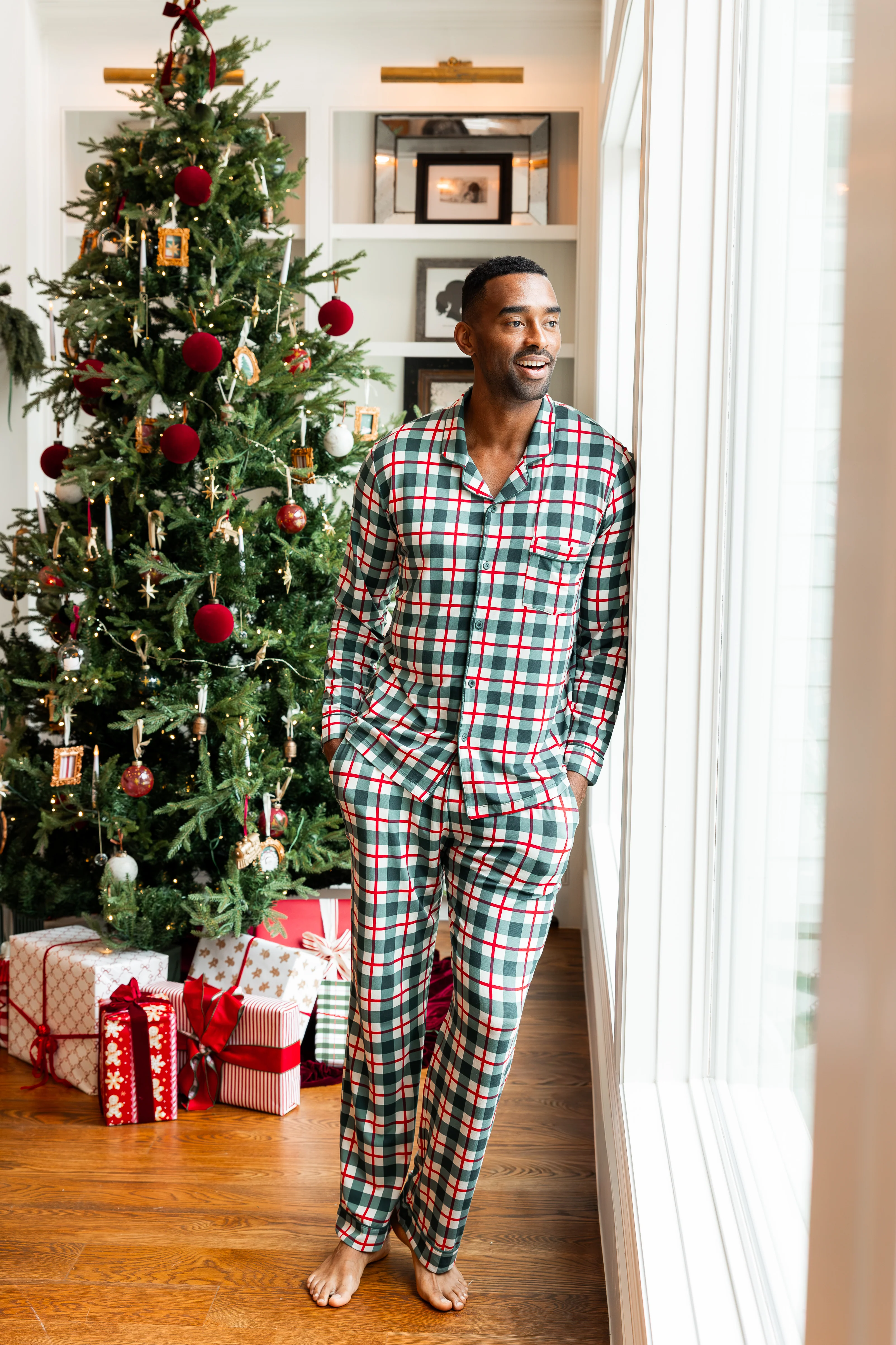 Men's Long Sleeve Pajama Set in Holiday Plaid