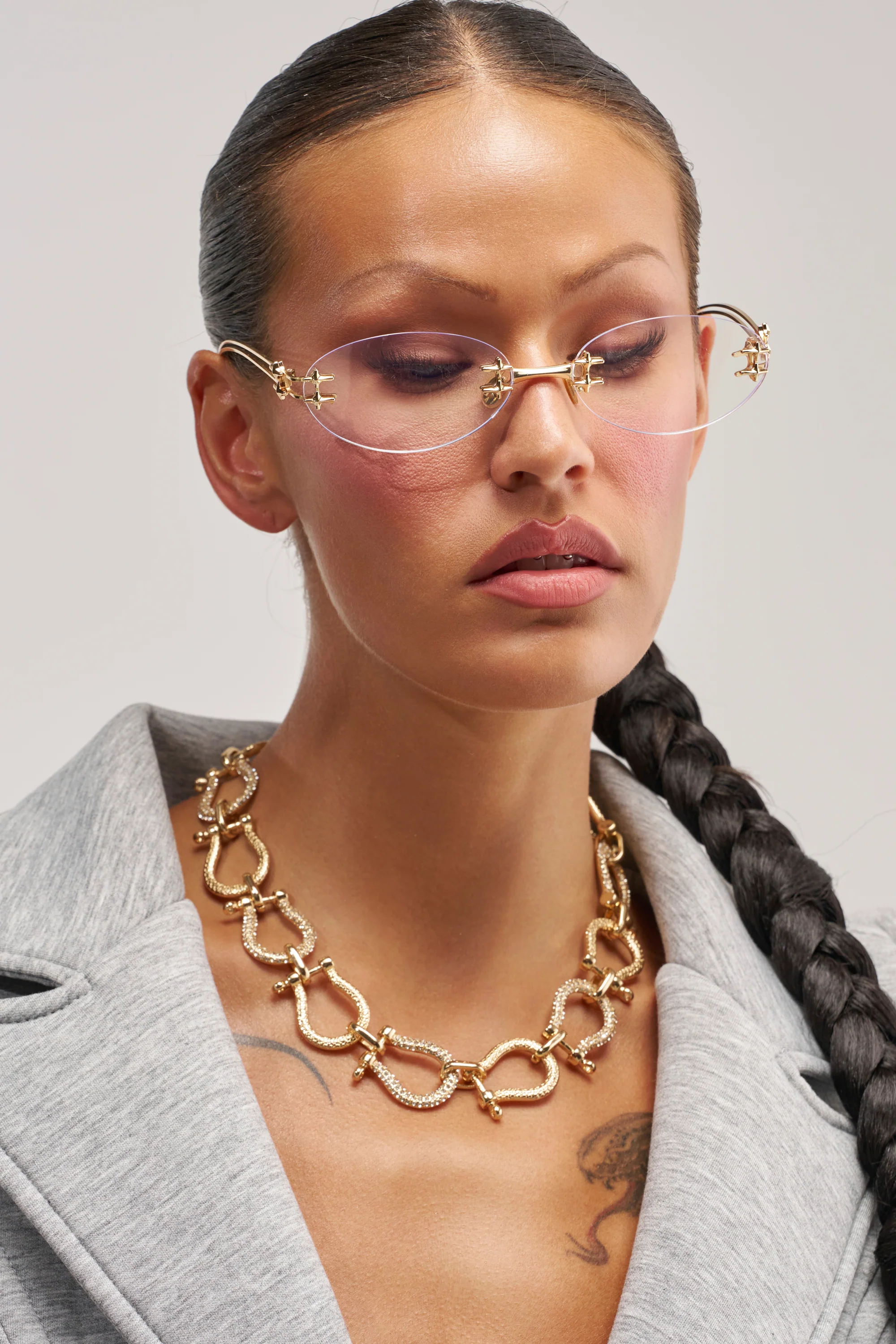 RICH GIRL HORSEBIT NECKLACE IN GOLD - Akira Store