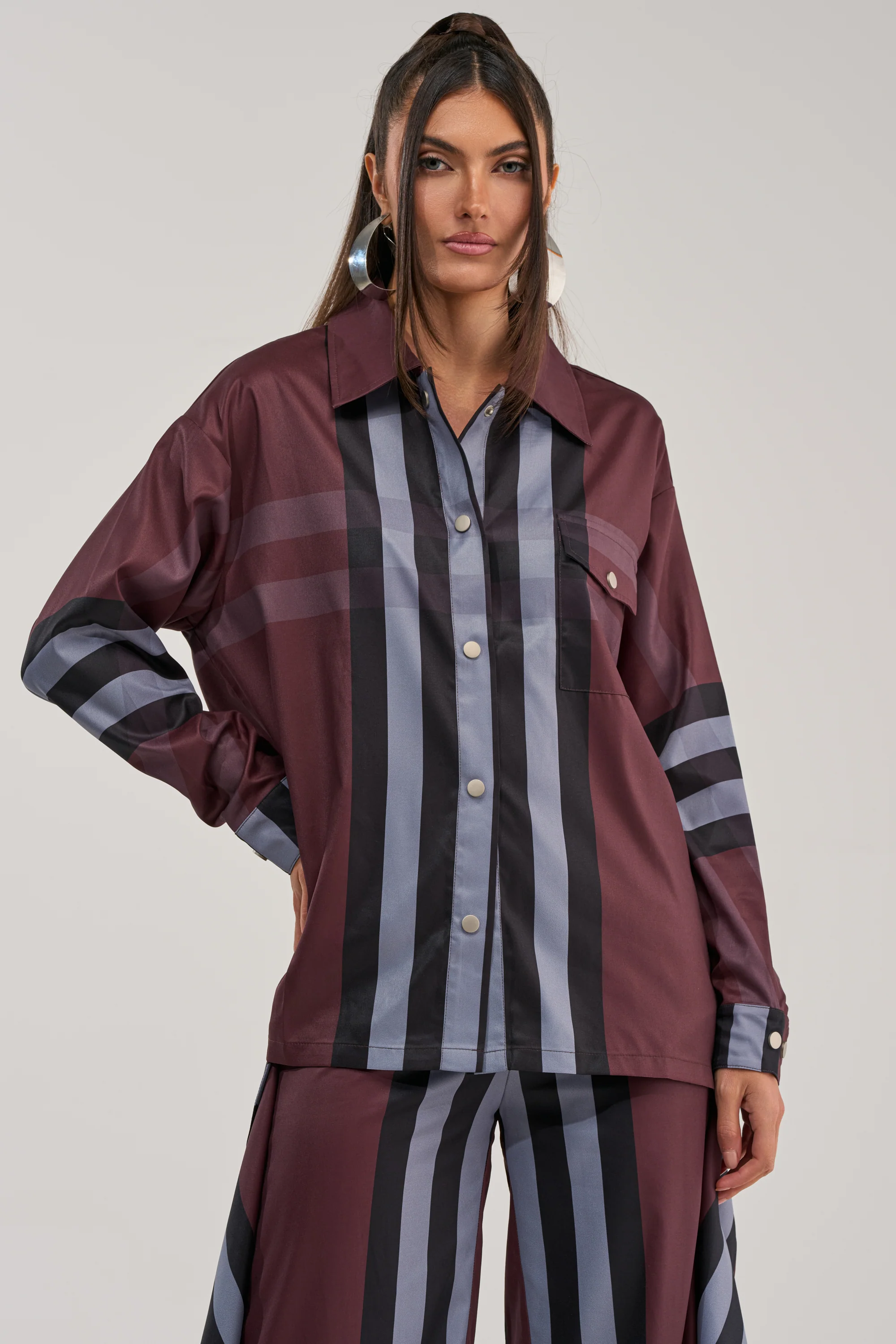 LUXURY LIFE PLAID BUTTON DOWN - Akira Store