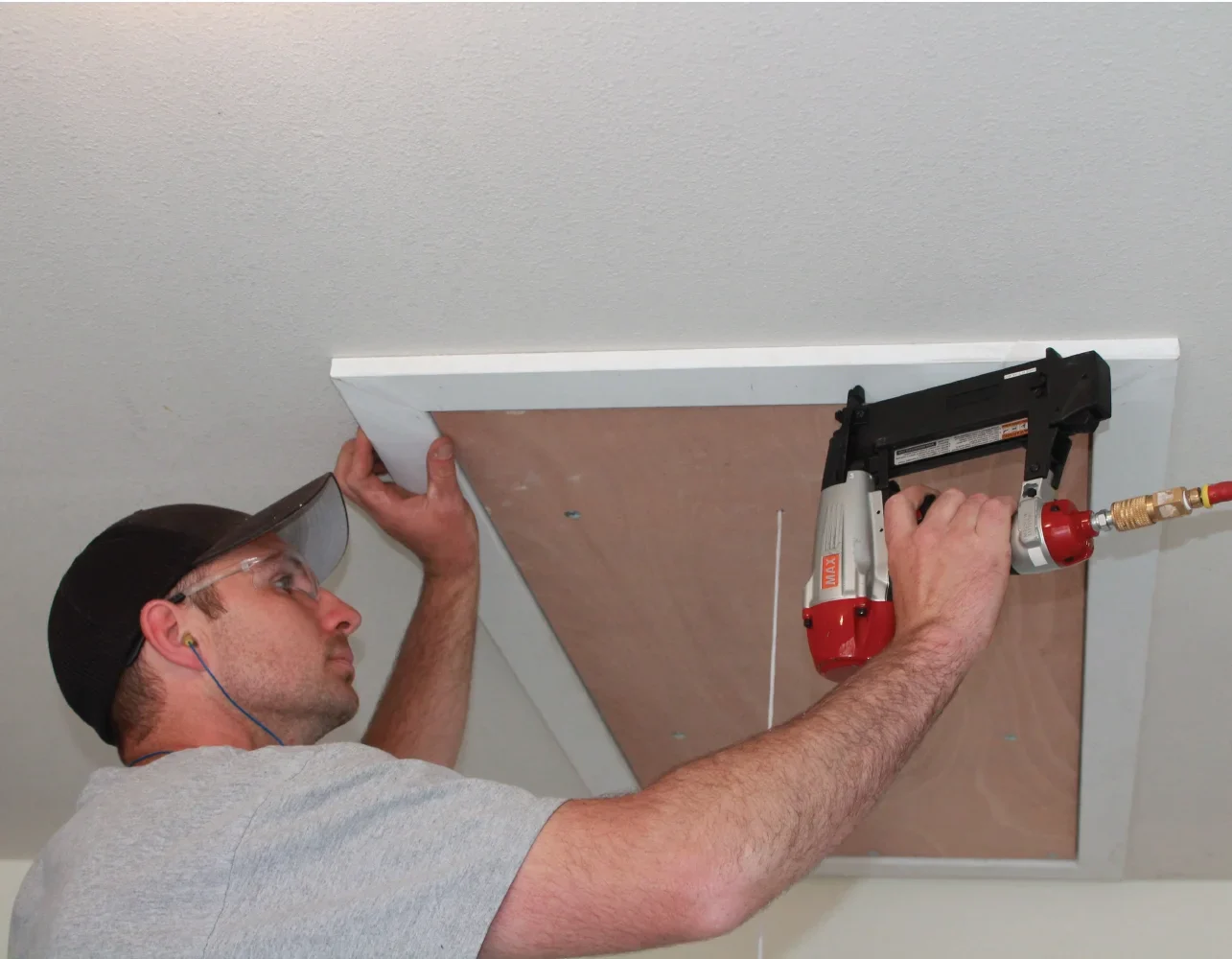 Max 18GA Brad Nailer Gun