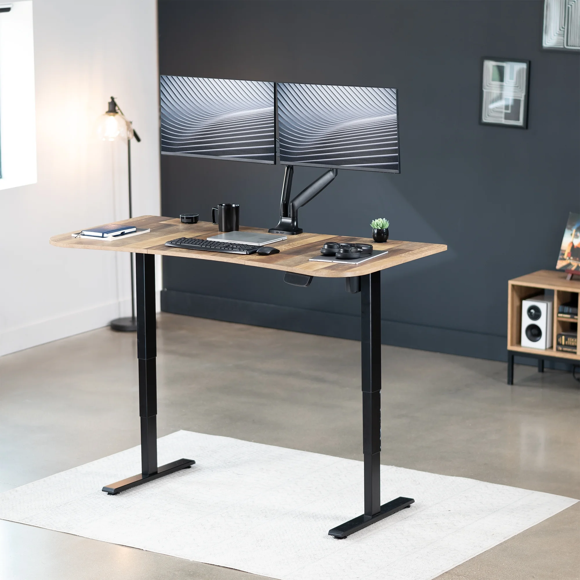 Reclaimed Wood / Black 63�?x 32�?Electric Height Adjustable Stand Up Desk(Reclaimed Wood/Black) - Image 2