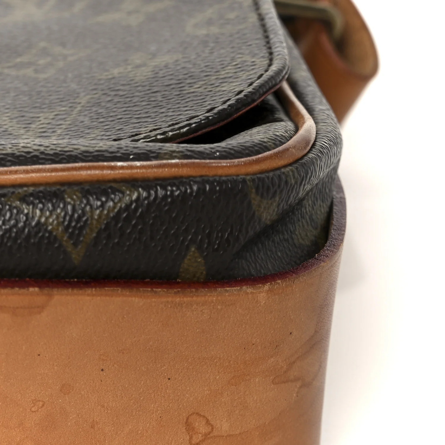 Monogram Cartouchiere 26