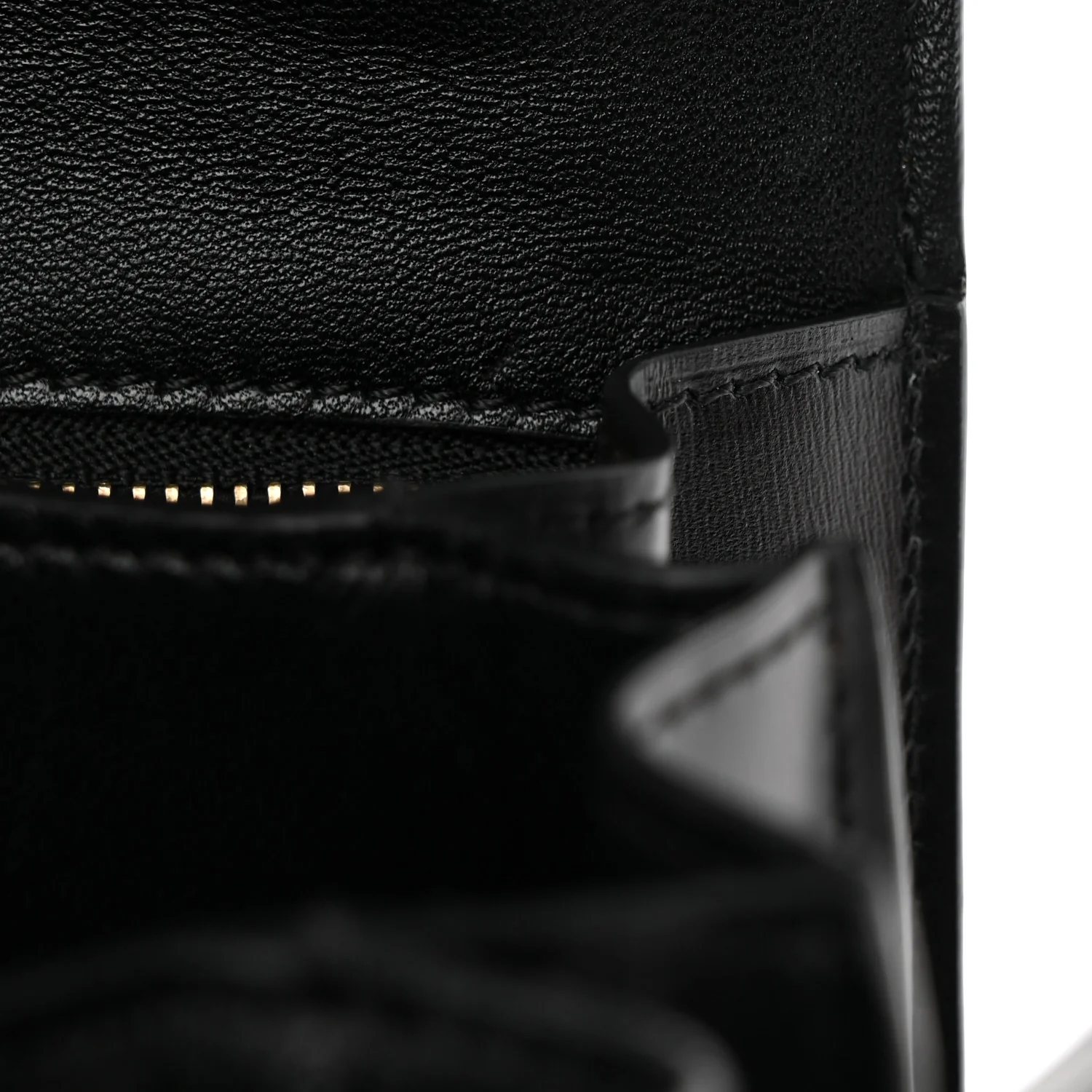 Box Calfskin Small Classic Box Flap Bag Black