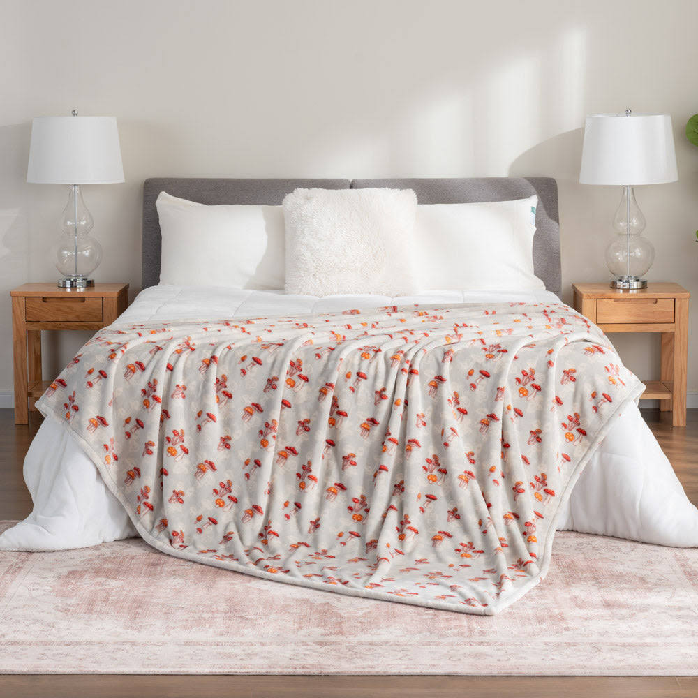 Berkshire Blanket-Classic Heavyweight Soft Printed VelvetLoft Plush Blanket, Full/Queen Size Soft Fuzzy Warm Blanket for Couch Sofa Bed, Mushroom