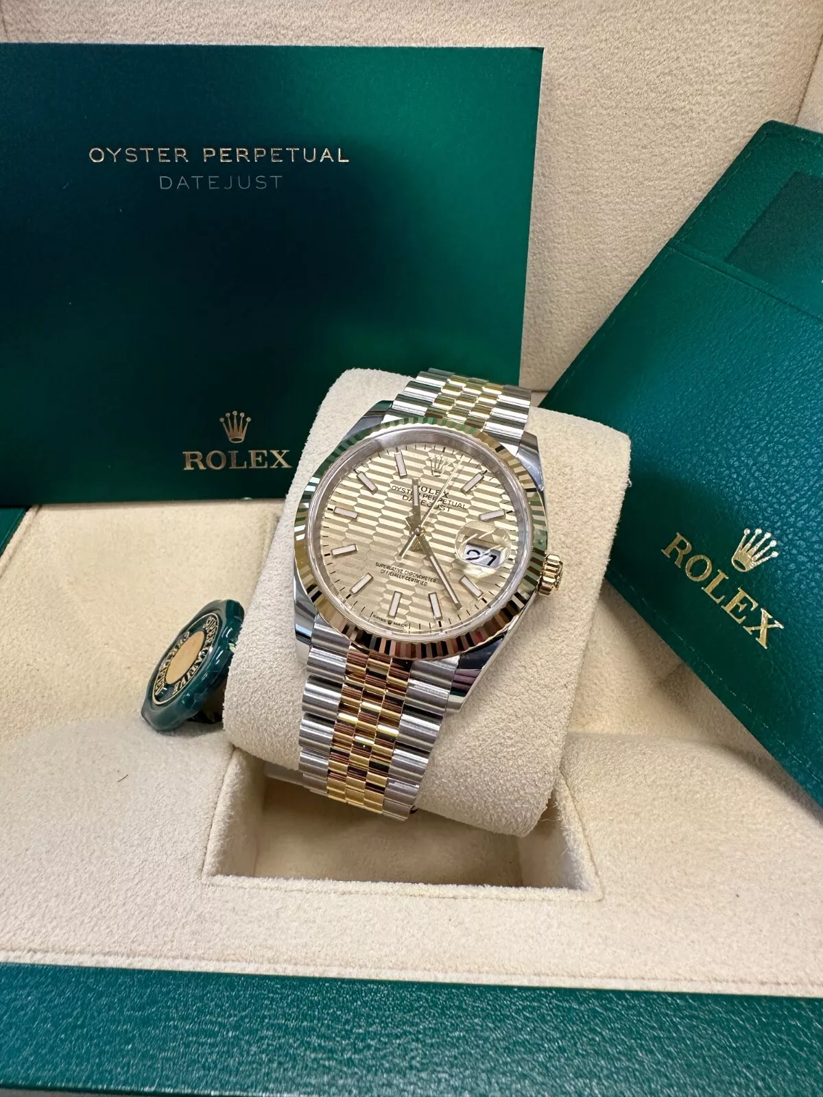 [Super Clone]RLX  Datejust 36mm 126233-0039 Champagne Fluted Motif Index Dial Jubilee Bracelet